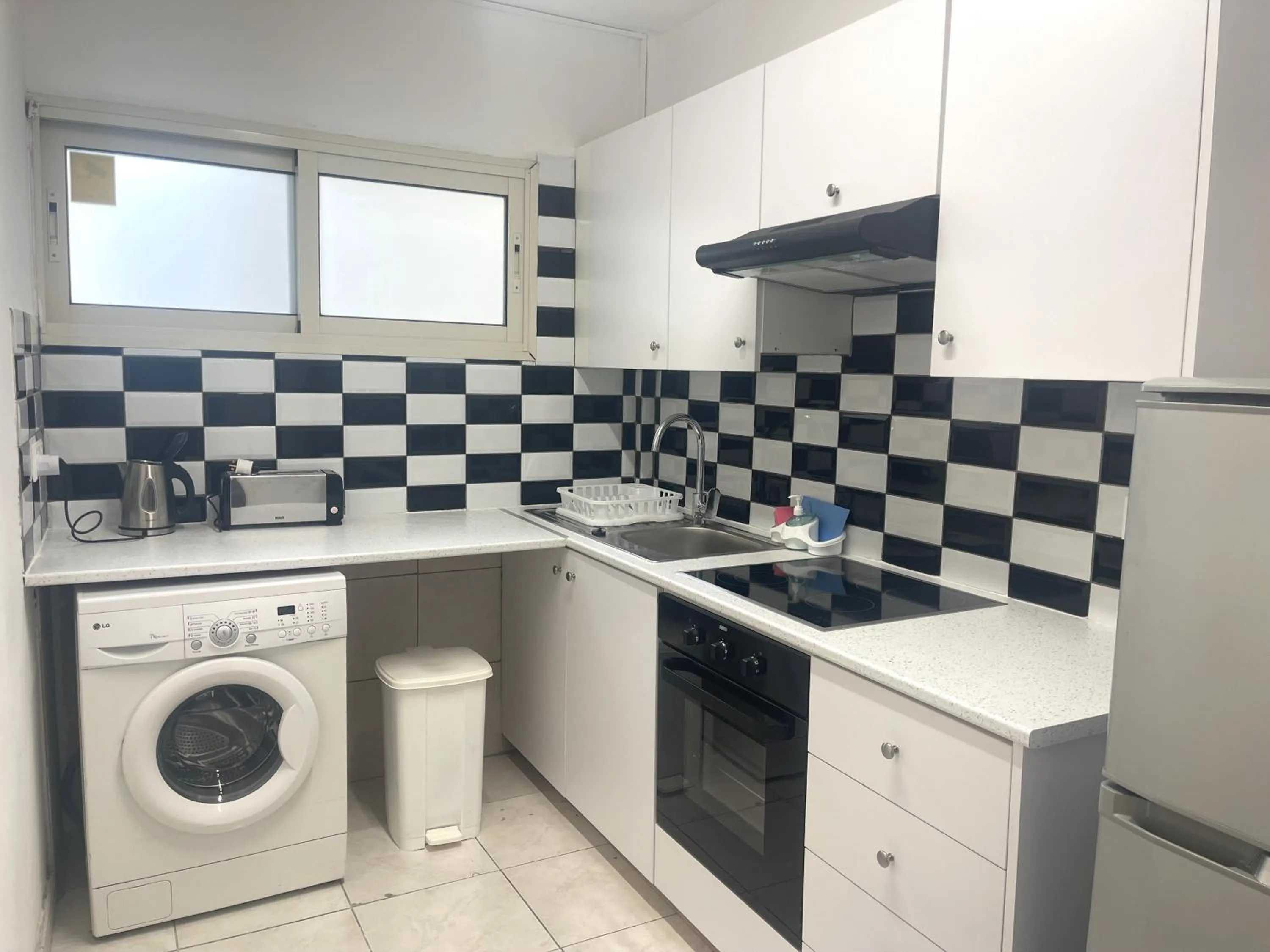 Stephanie City Apartments