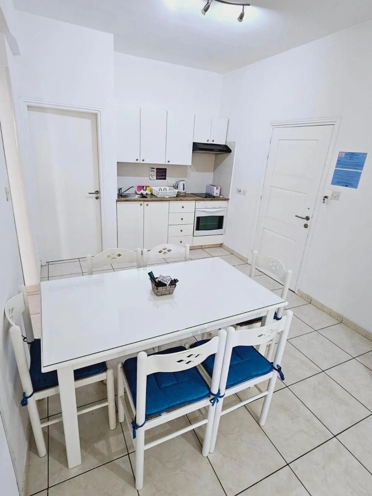 Dining area in Stephanie City Apartments