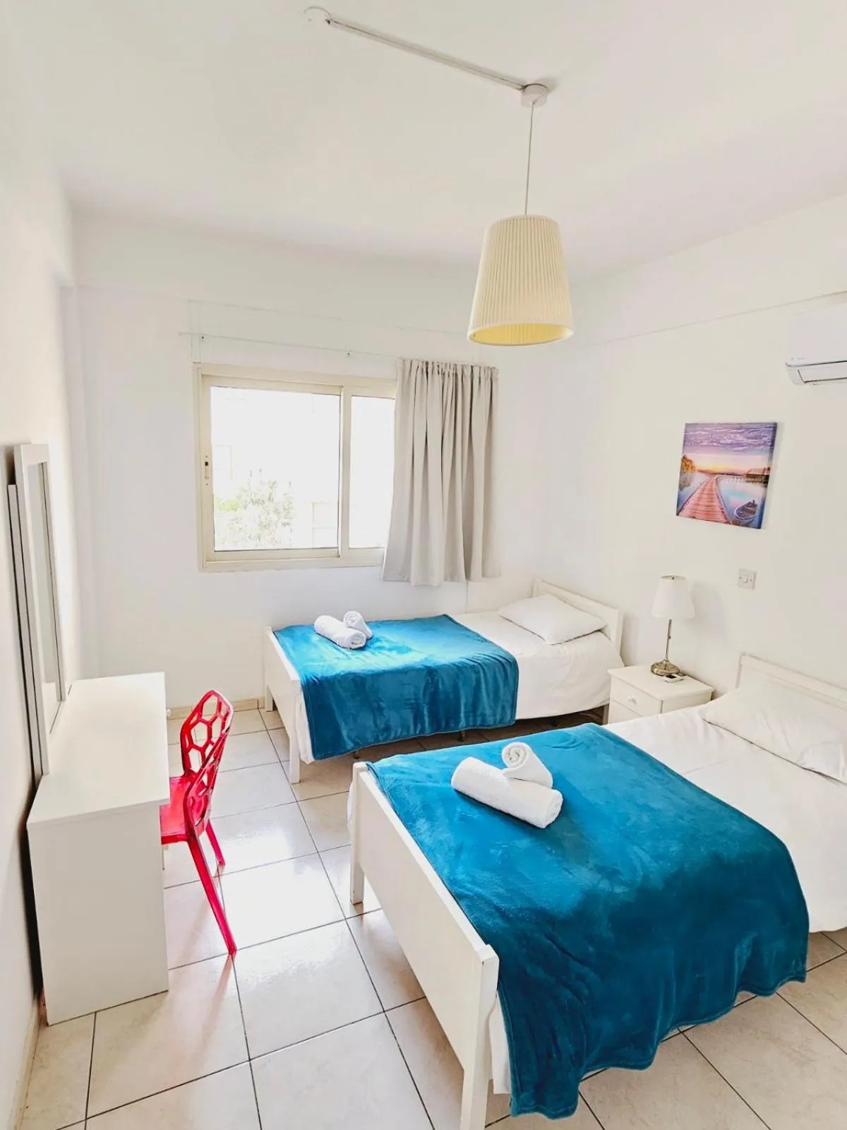 Bed in Stephanie City Apartments