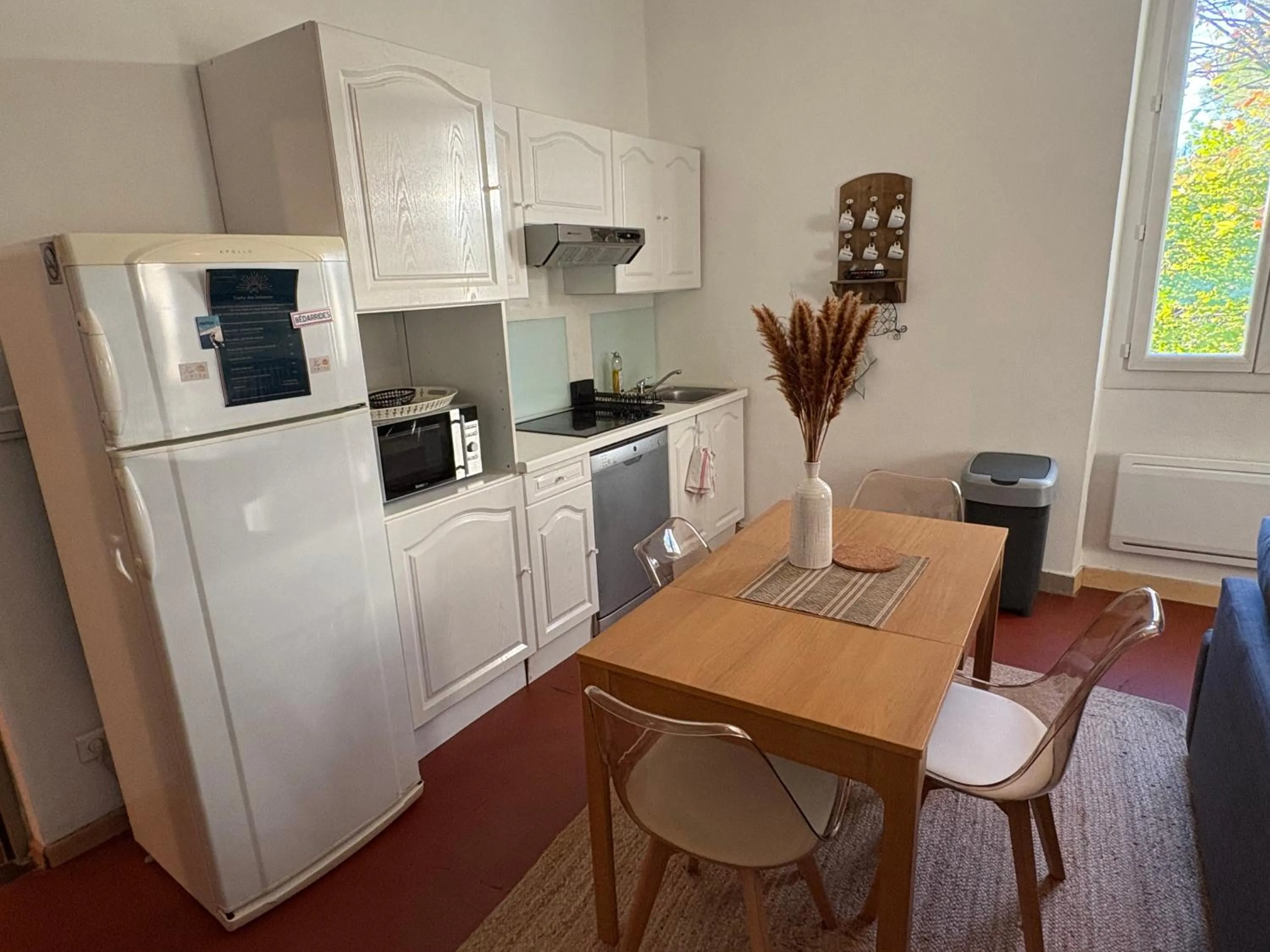 kitchen in Mas de L'isle