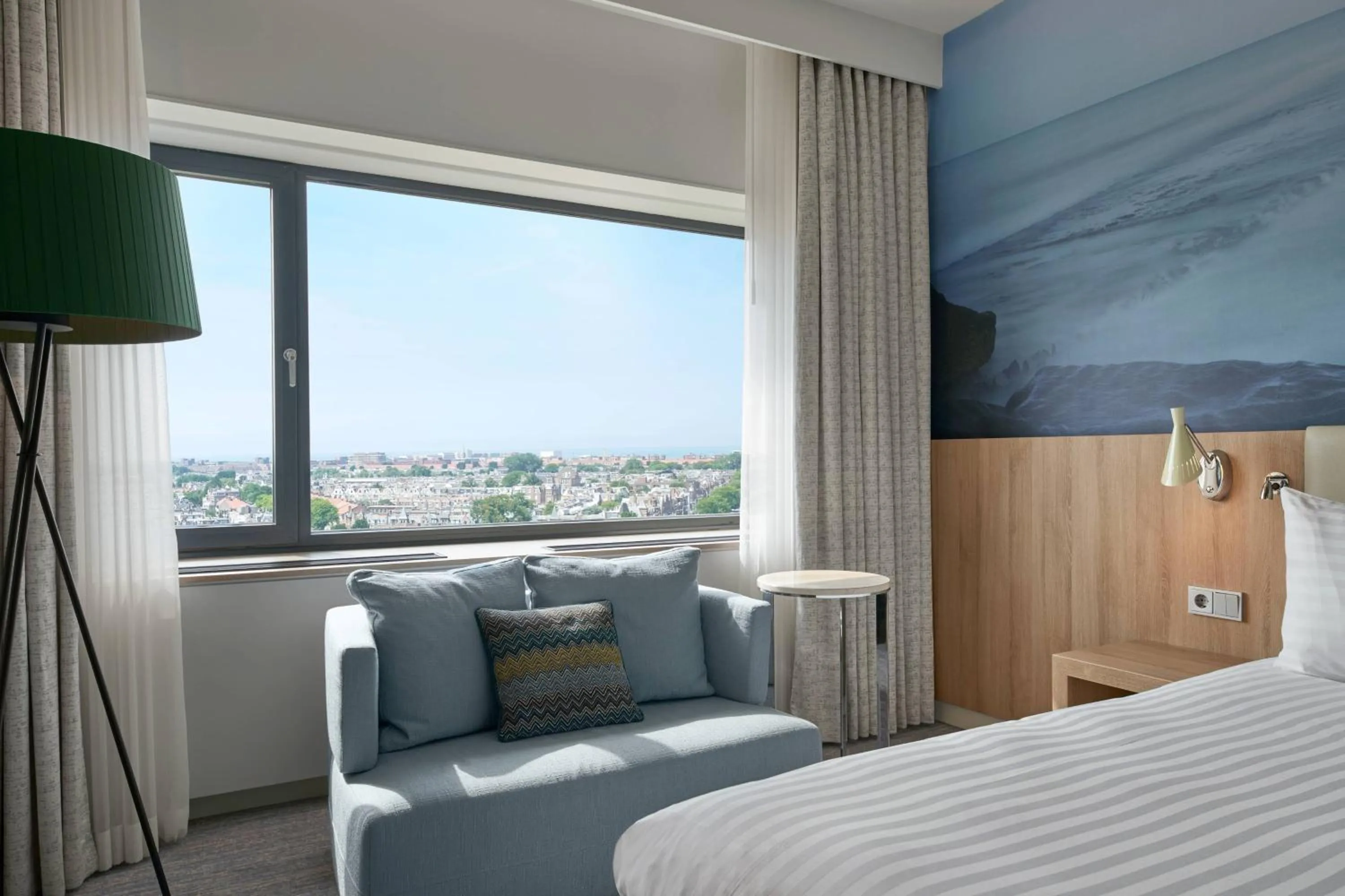 Photo of the whole room, Bed in Marriott Hotel The Hague