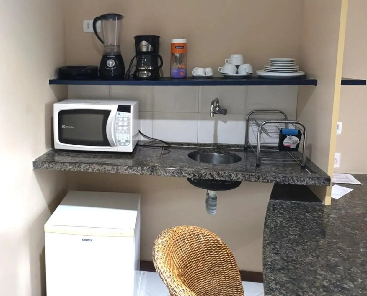 Kitchen or kitchenette in Ambassador Flat