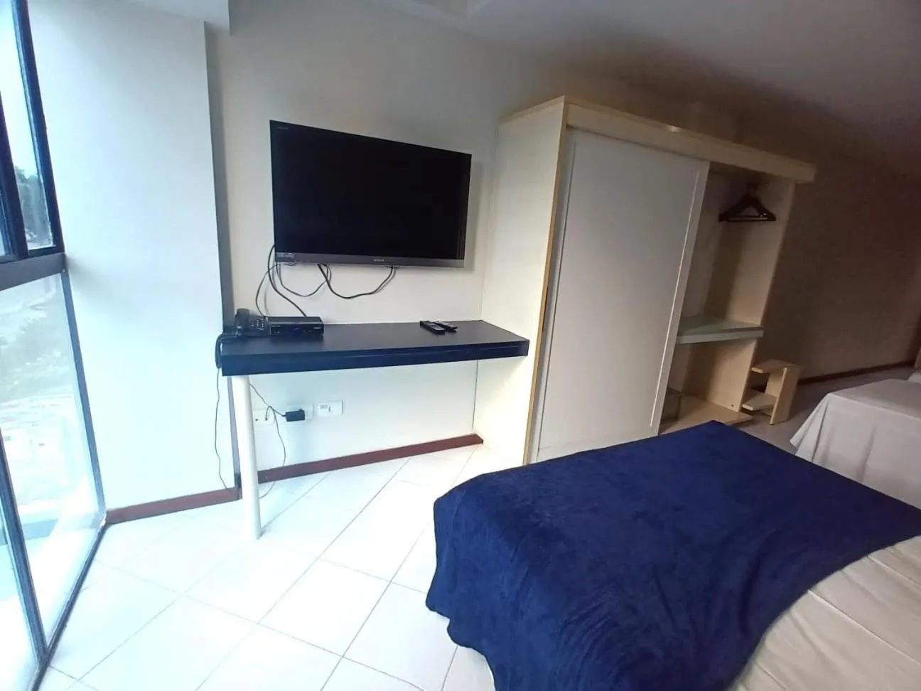 Bedroom, Bed in Ambassador Flat