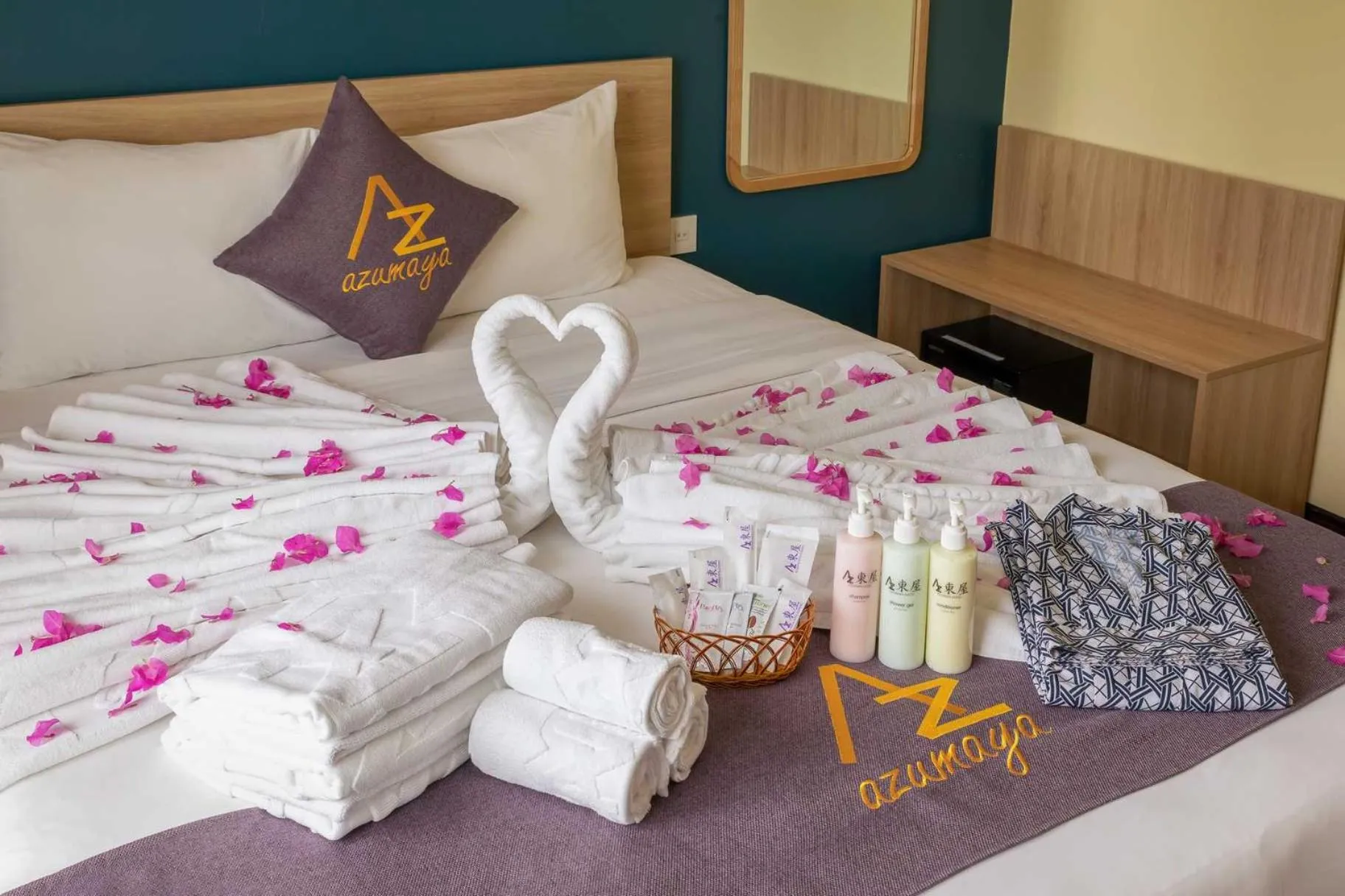 Bed in Azumaya Kim Mã 3