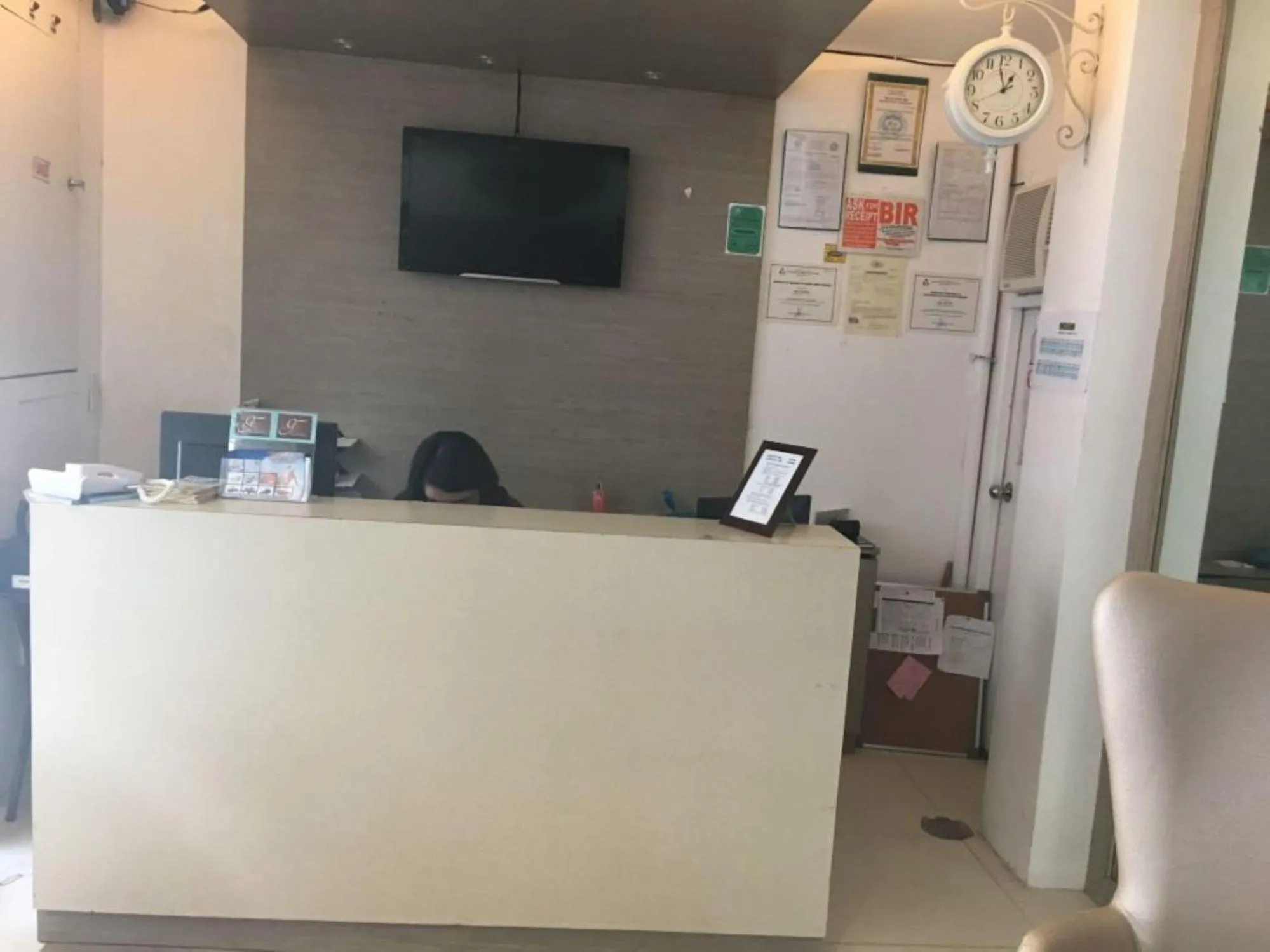 Lobby or reception in RedDoorz at Sir G Hotel D'Mall Boracay