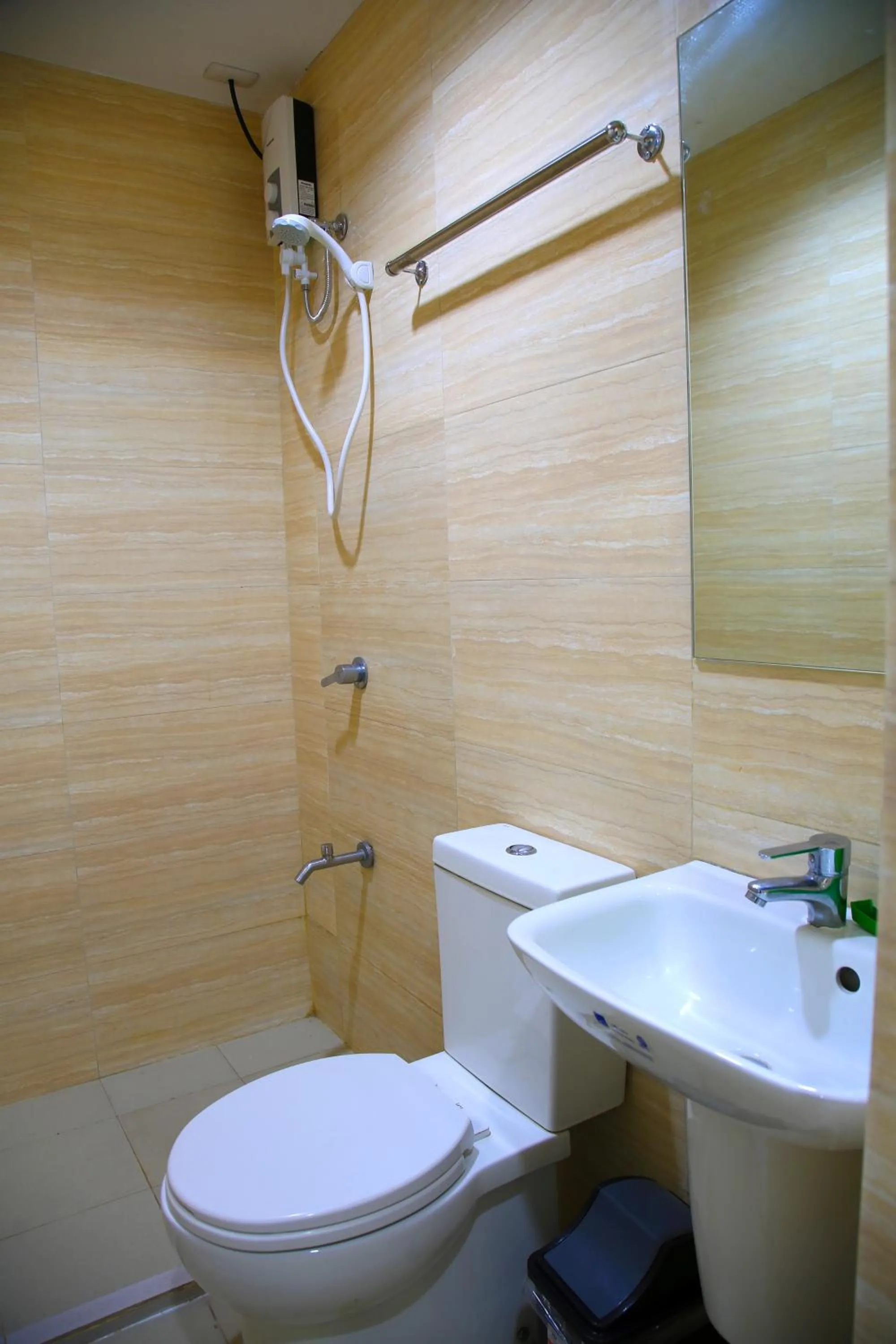 Shower in UN Residences