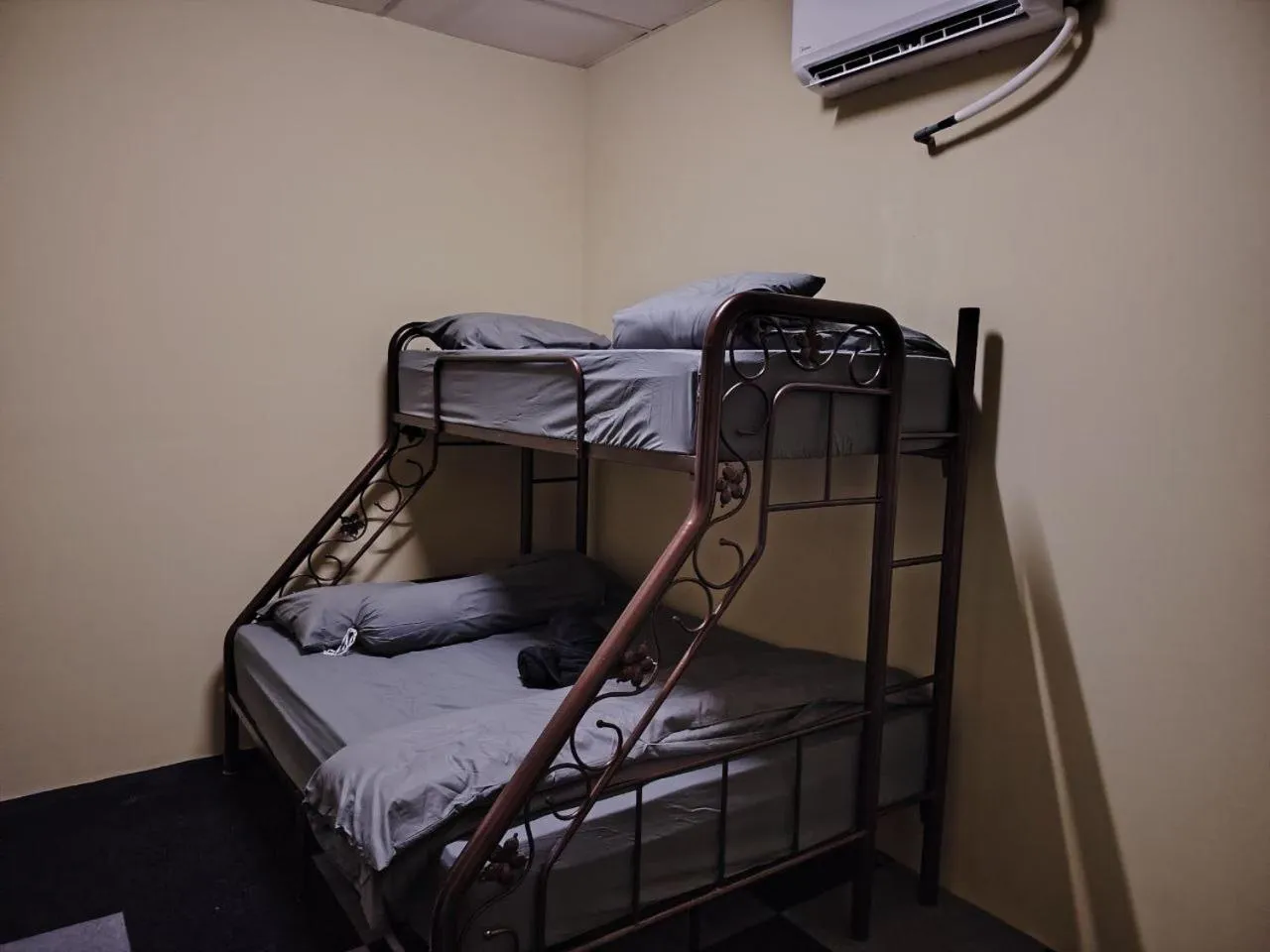 Bed in Ayden Hostel Airport Transit - KLIA