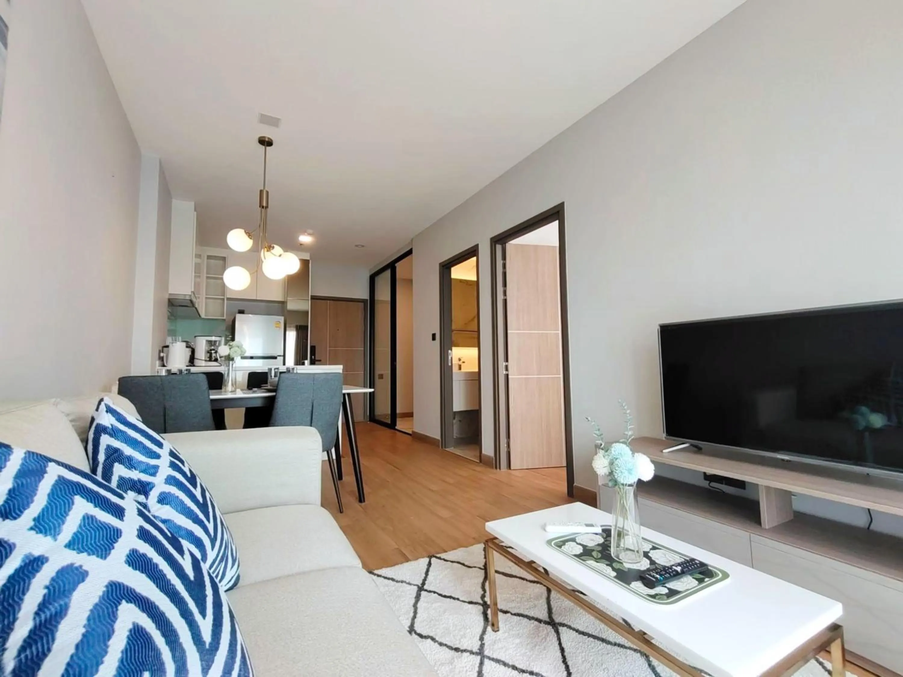 TV and multimedia in Astra Sky River Chiang Mai by Fang