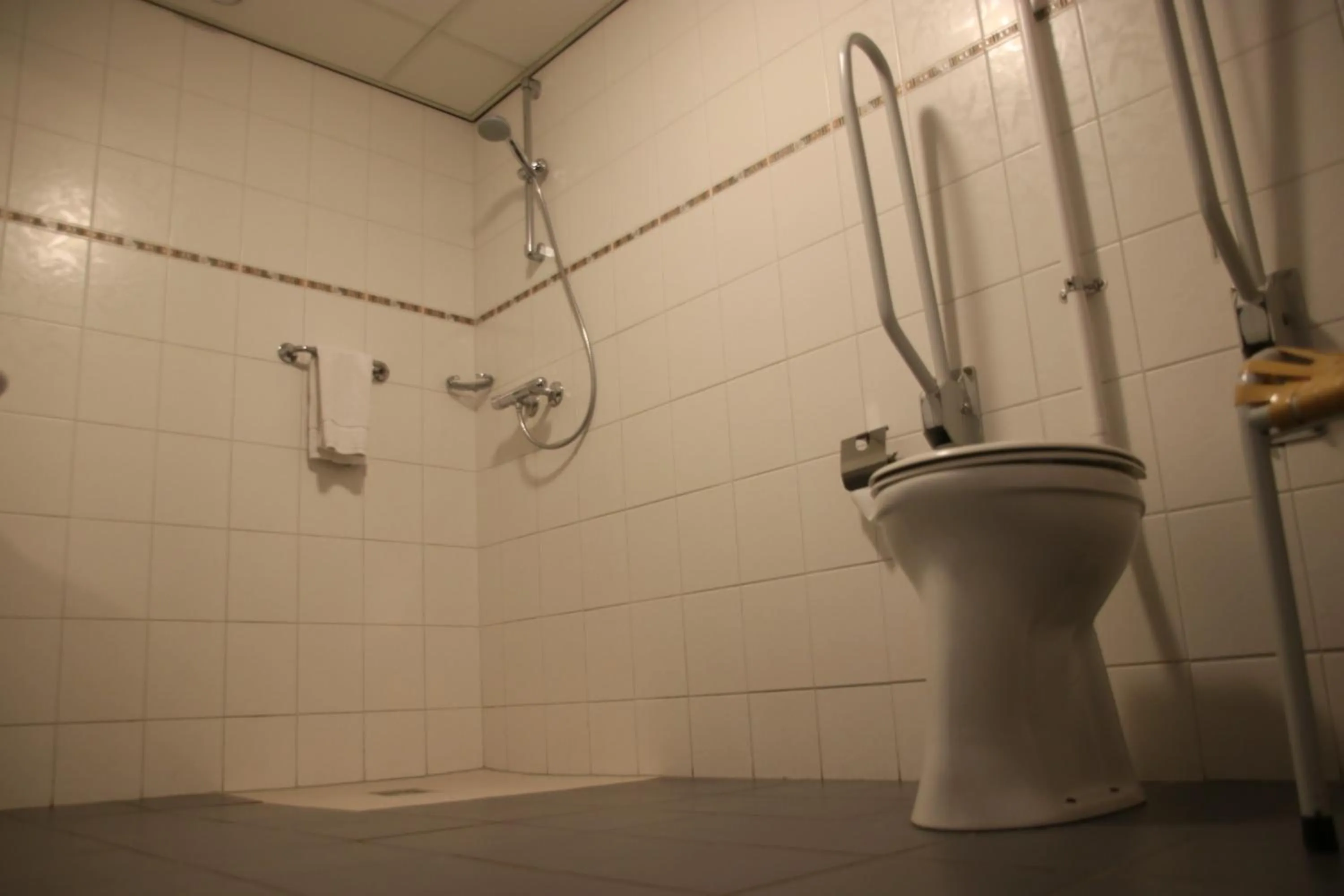 Shower in Brinkhotel