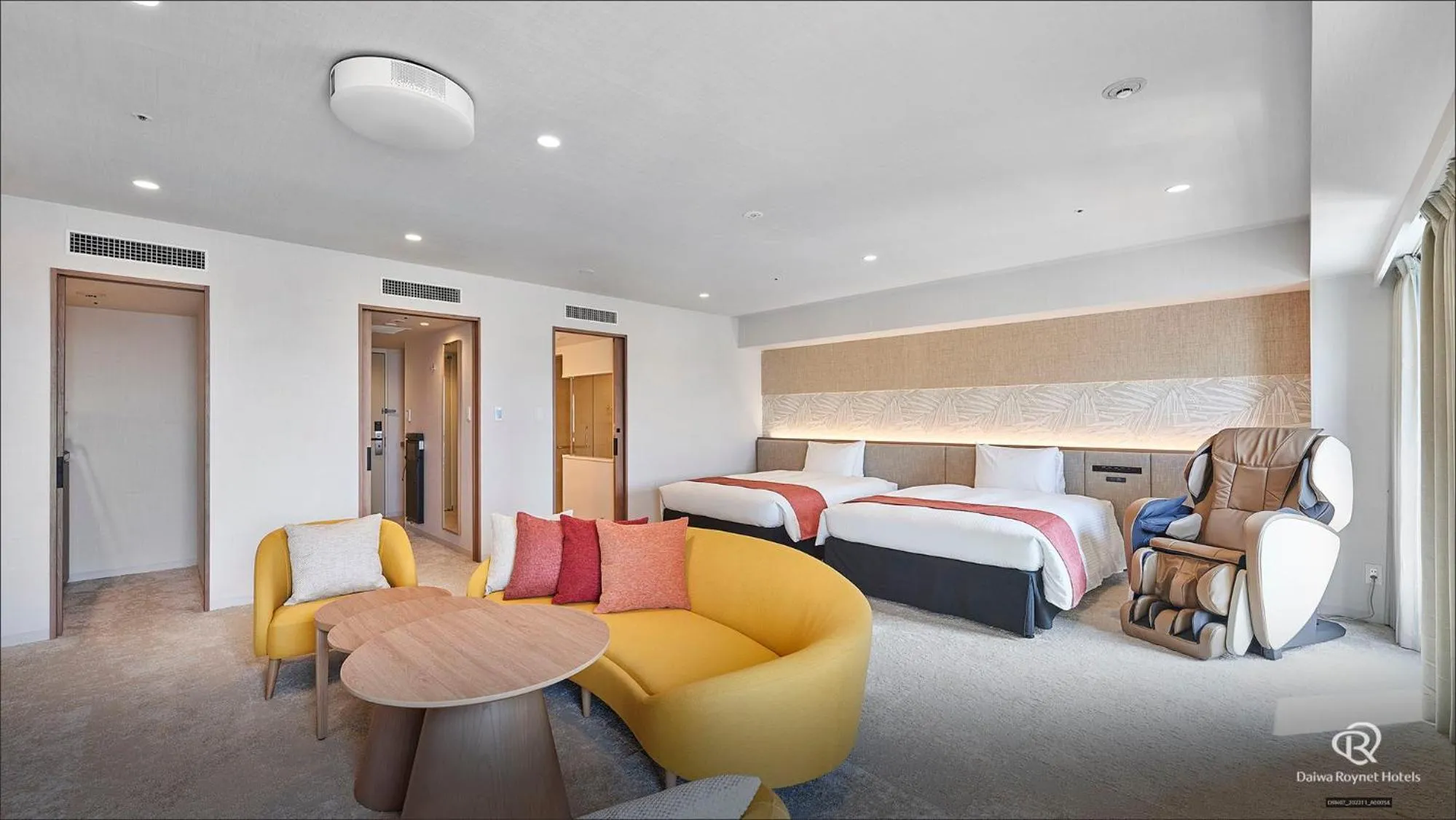 Bedroom, Bed in Daiwa Roynet Hotel NAHA-OMOROMACHI PREMIER