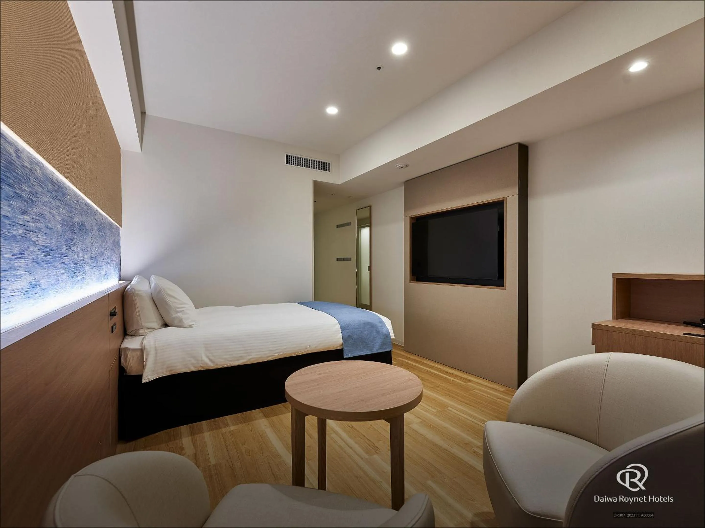 Bedroom, Bed in Daiwa Roynet Hotel NAHA-OMOROMACHI PREMIER