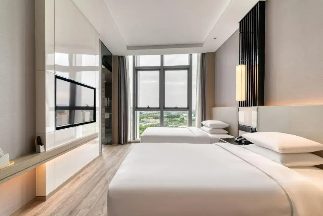 Superior Double Room with Two Double Beds and City View in Courtyard by Marriott Hangzhou Xihu Superior Double Room with Two Double Beds and City View in Courtyard by Marriott Hangzhou Xihu