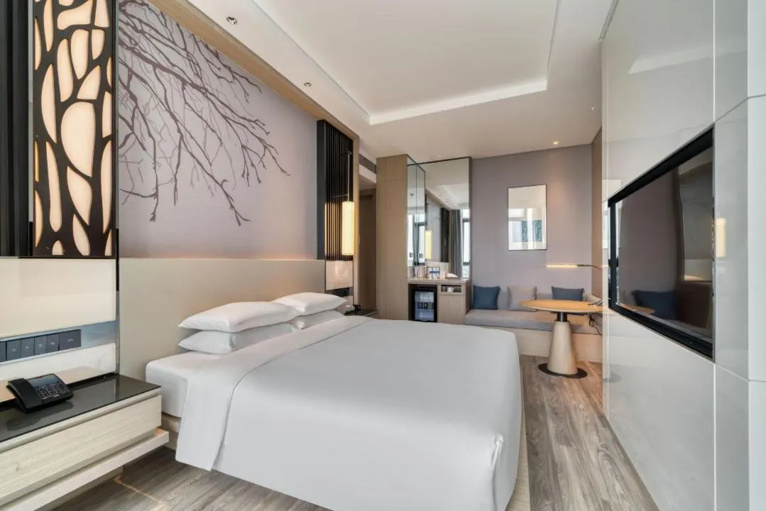 Bedroom, Bed in Courtyard by Marriott Hangzhou Xihu