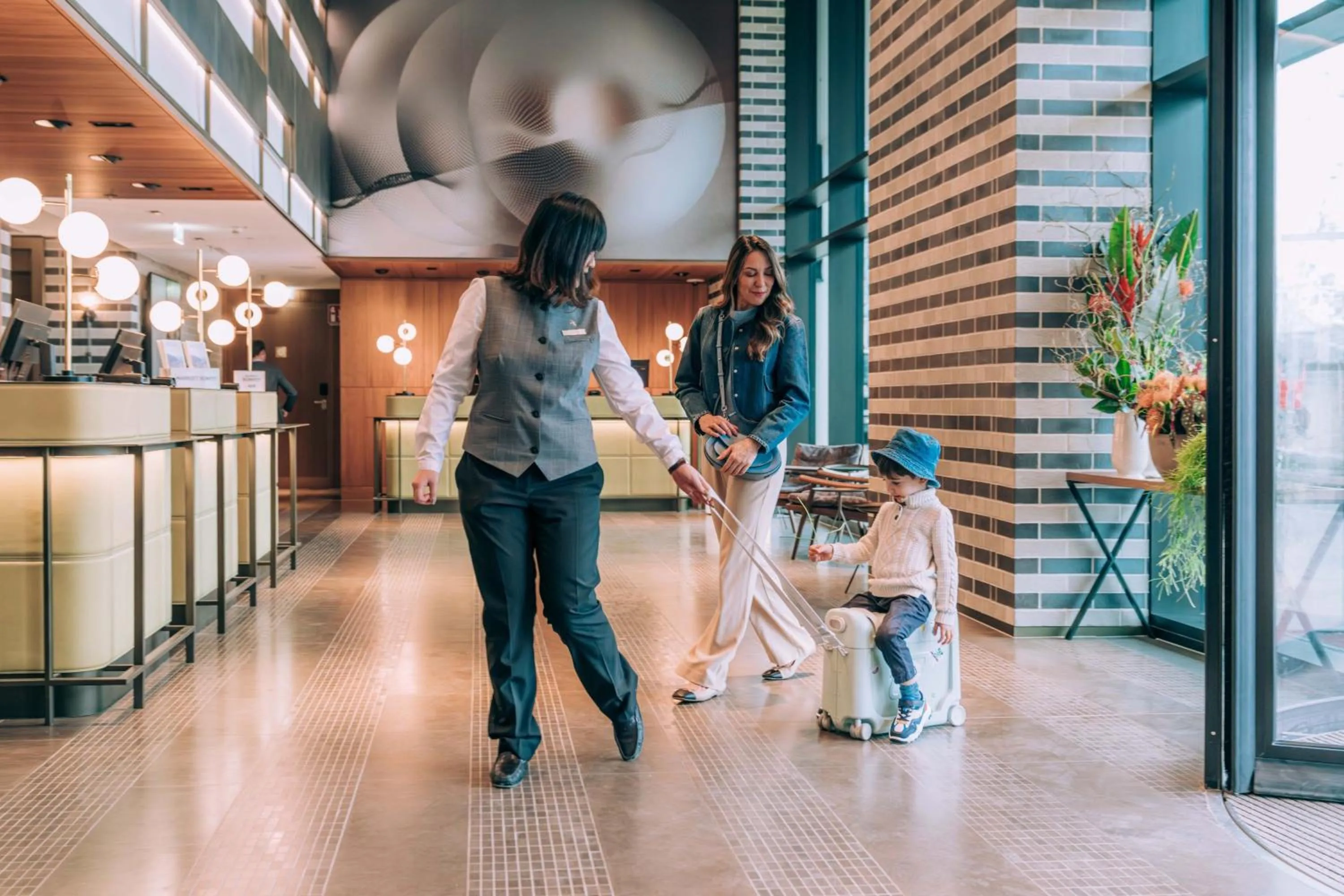 Lobby or reception in Munich Marriott Hotel City West