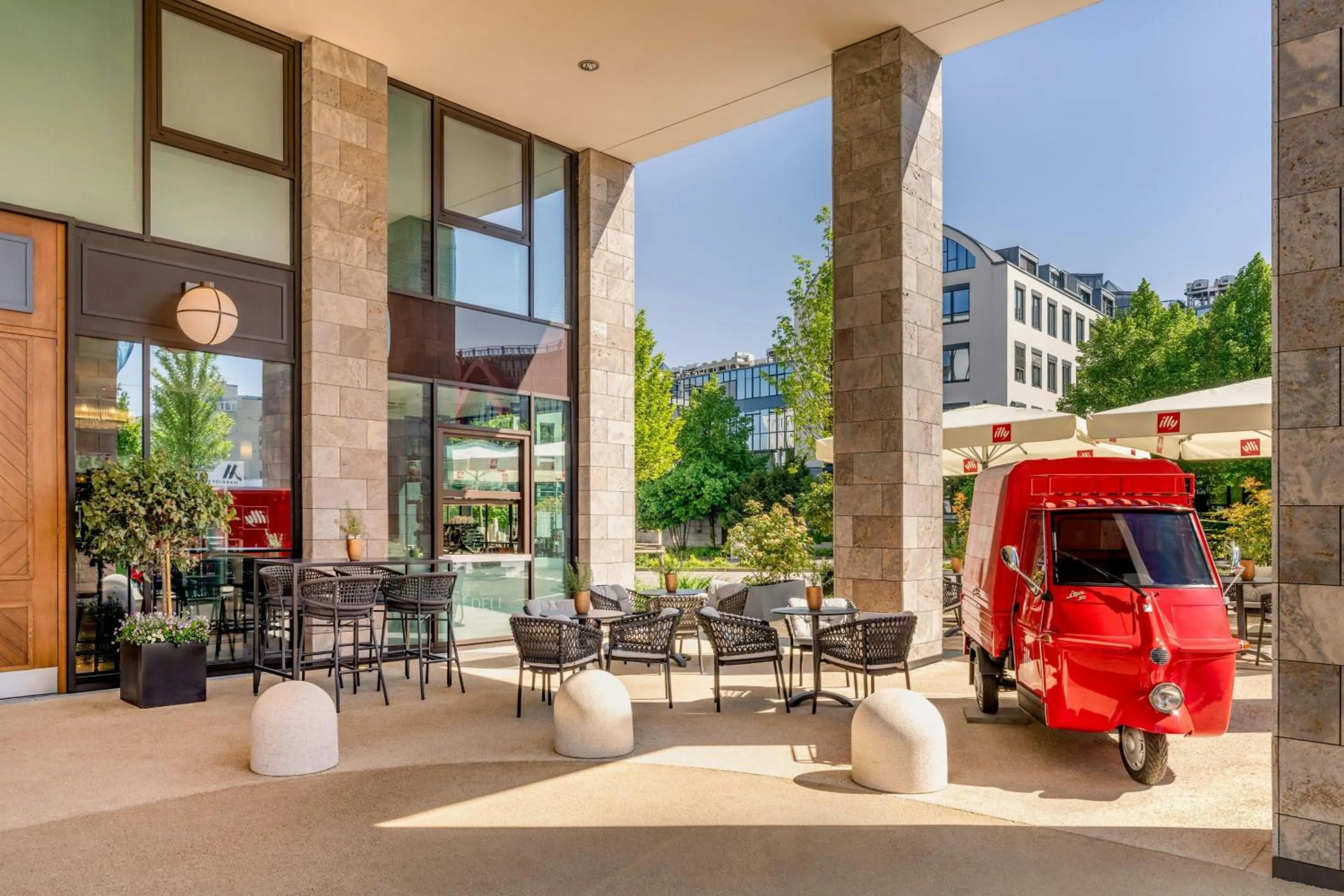 Restaurant/places to eat in Munich Marriott Hotel City West