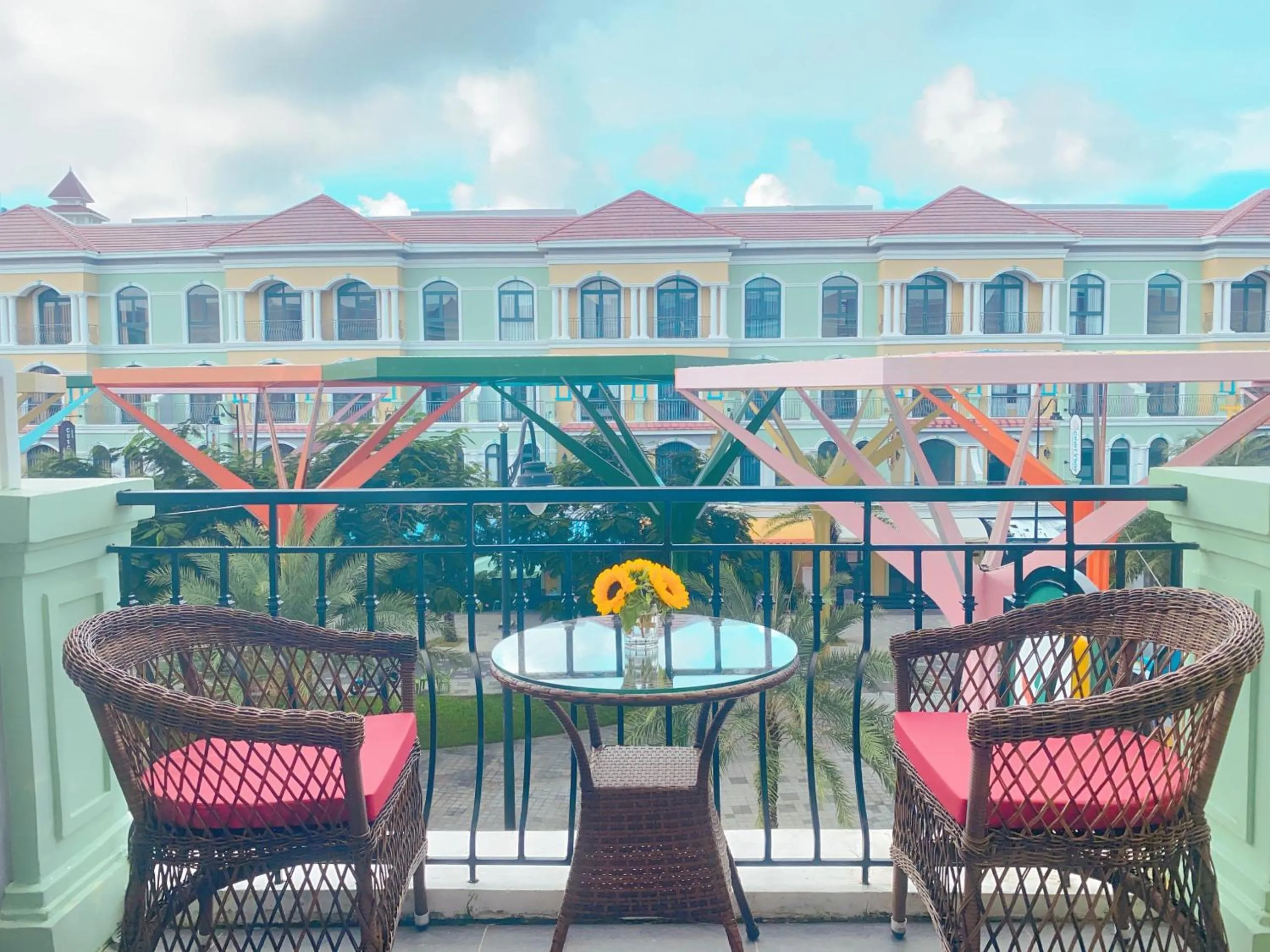 Patio in SOLÉA Hotel GrandWorld Phu Quoc