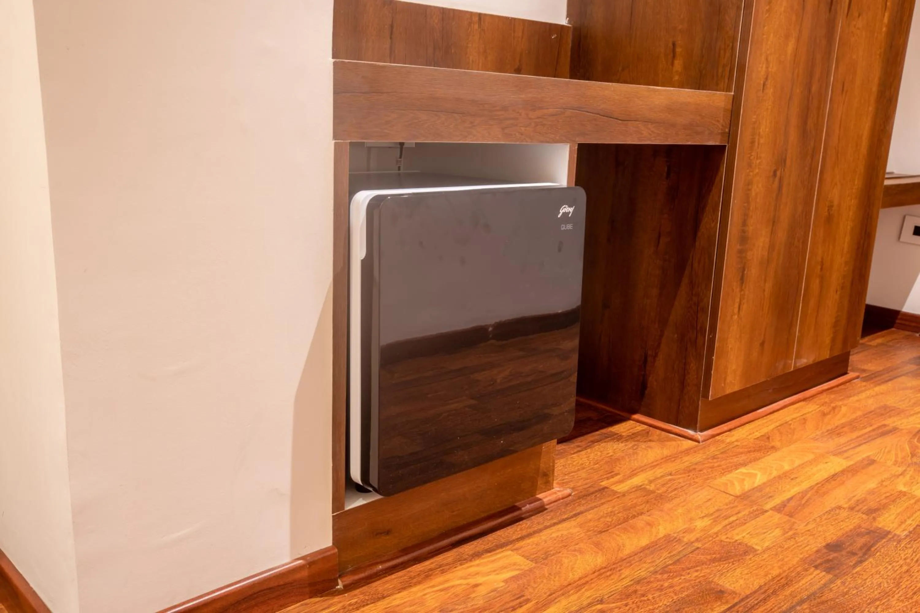 oven in Golden Fortune Inn Hotel