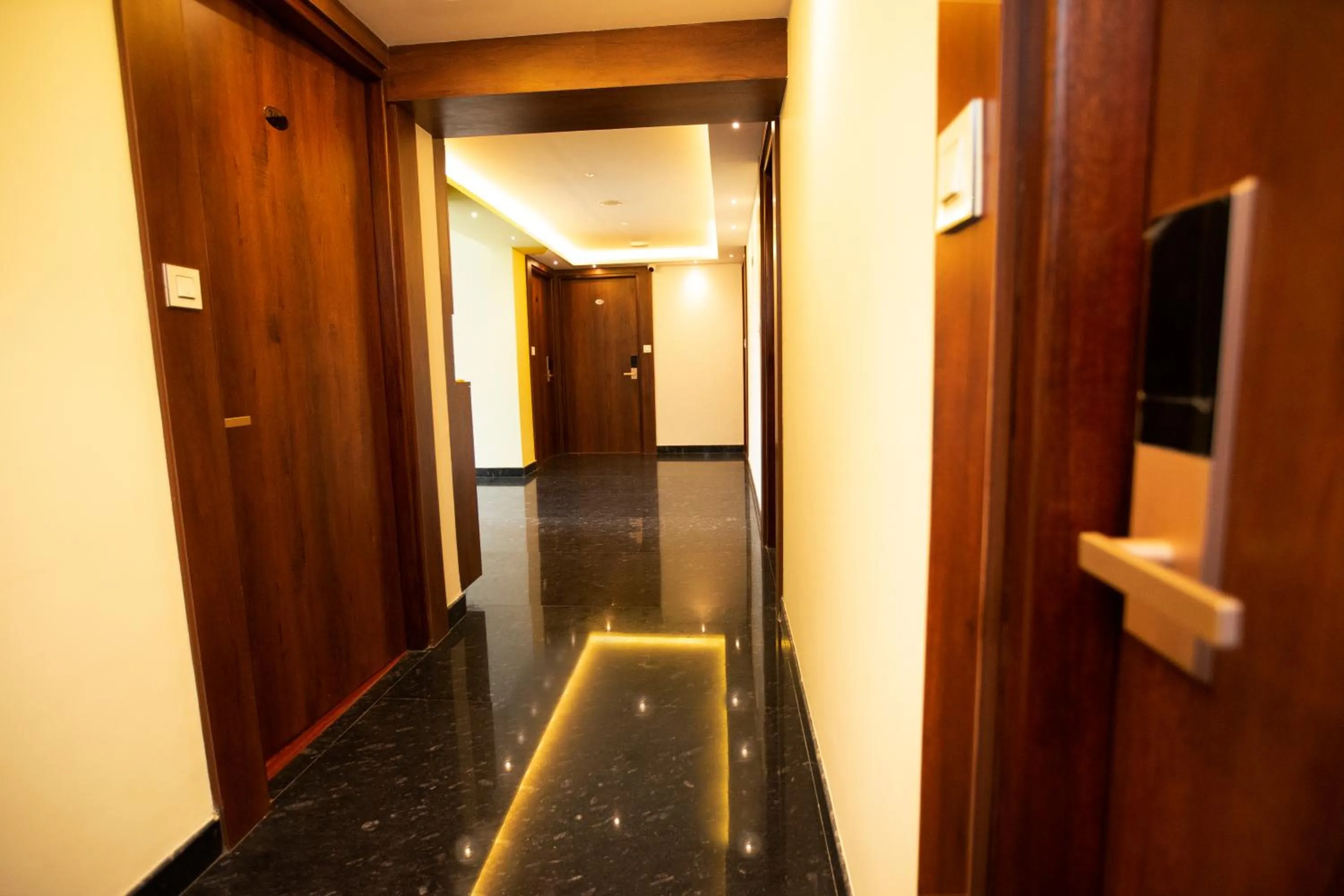 Property building in Golden Fortune Inn Hotel