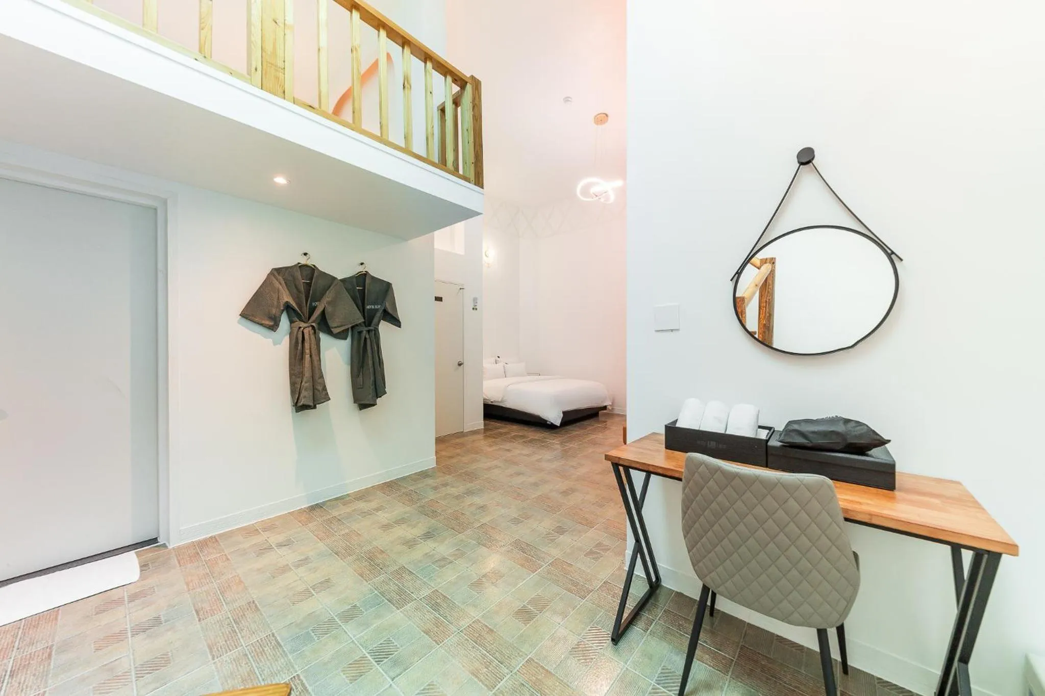 Seating area in Eumseong Hotel Luem