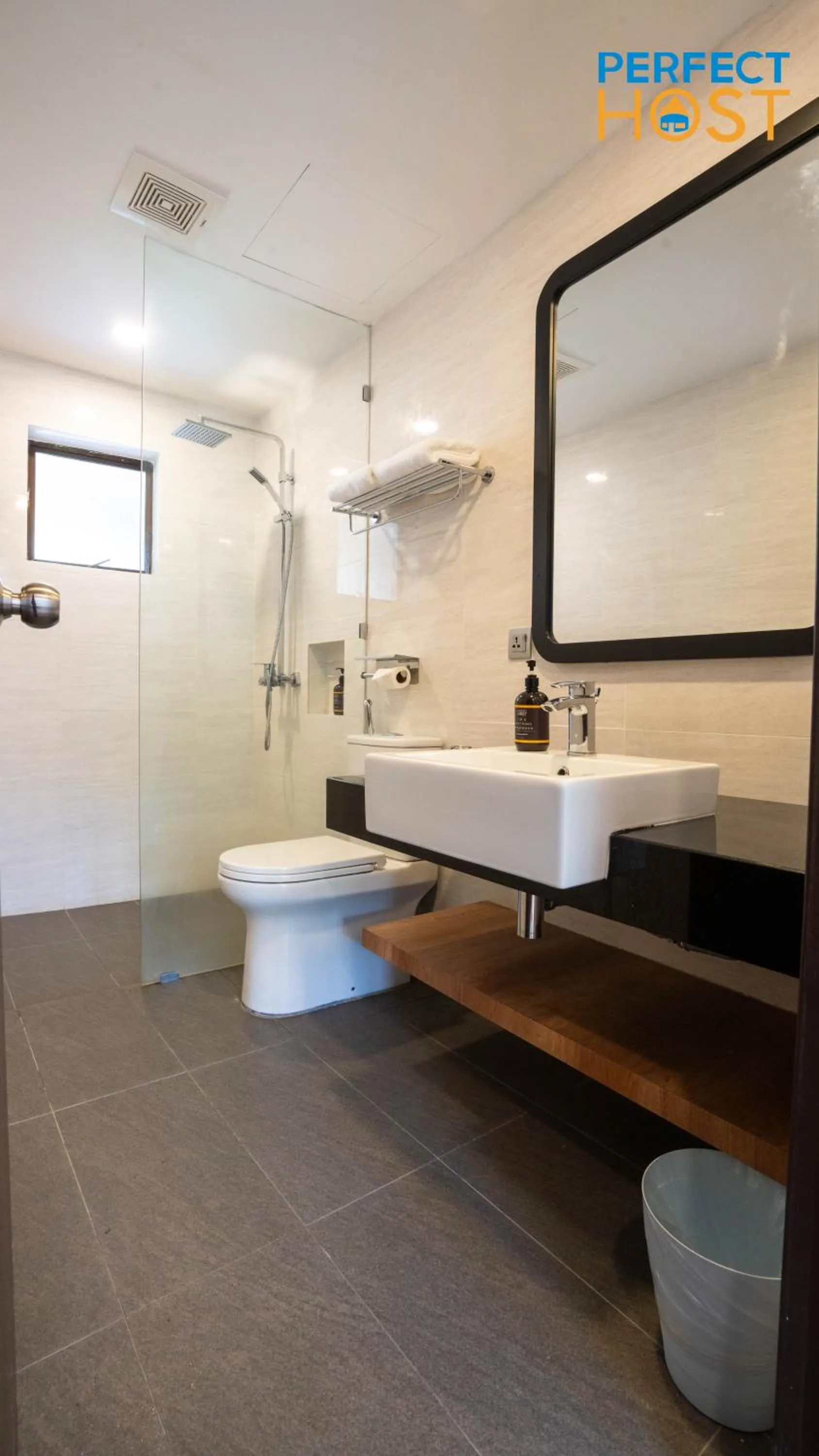 Shower in Damai Laut Escape by Perfect Host