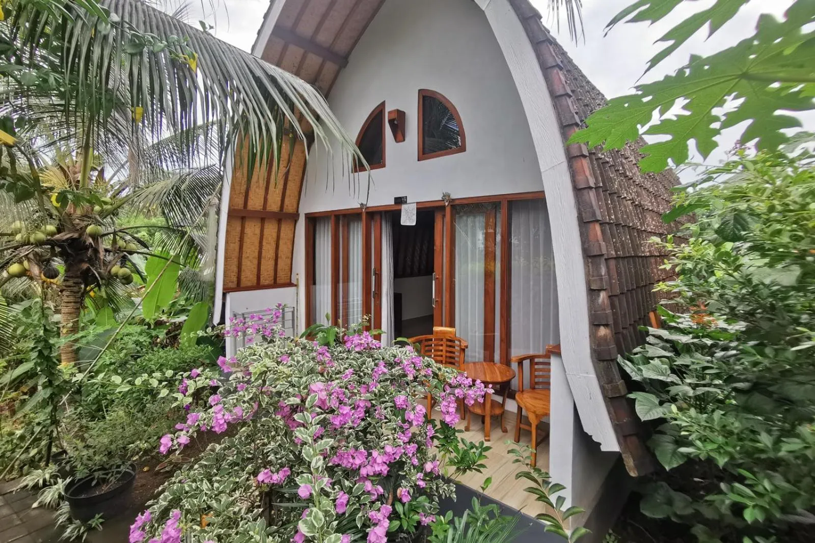 Property building in Balian Green Lagoon