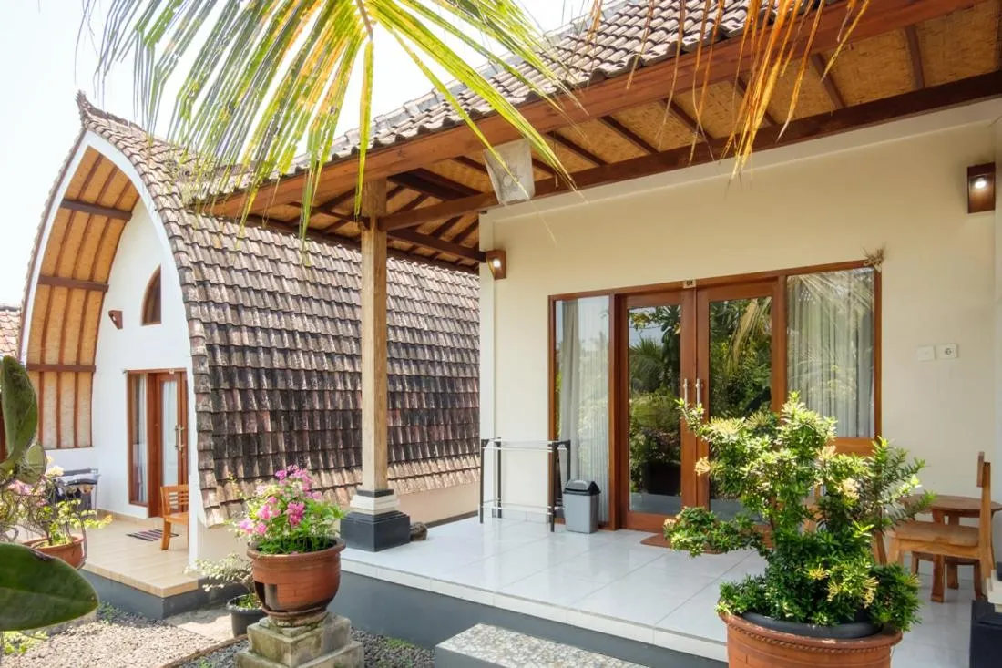 Property building in Balian Green Lagoon