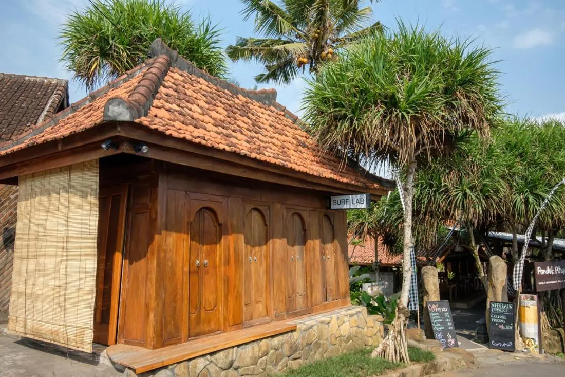 Day in Balian Green Lagoon