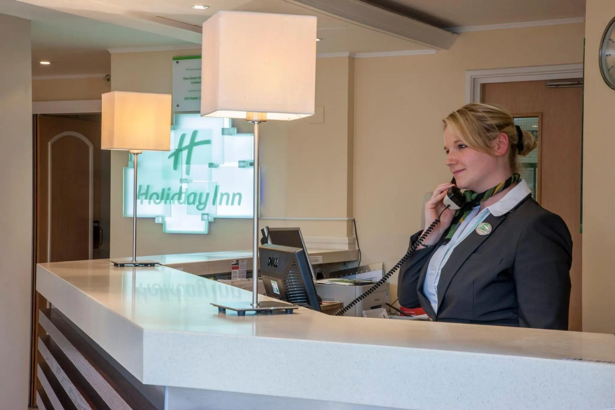 Property building in Holiday Inn Lincoln by IHG