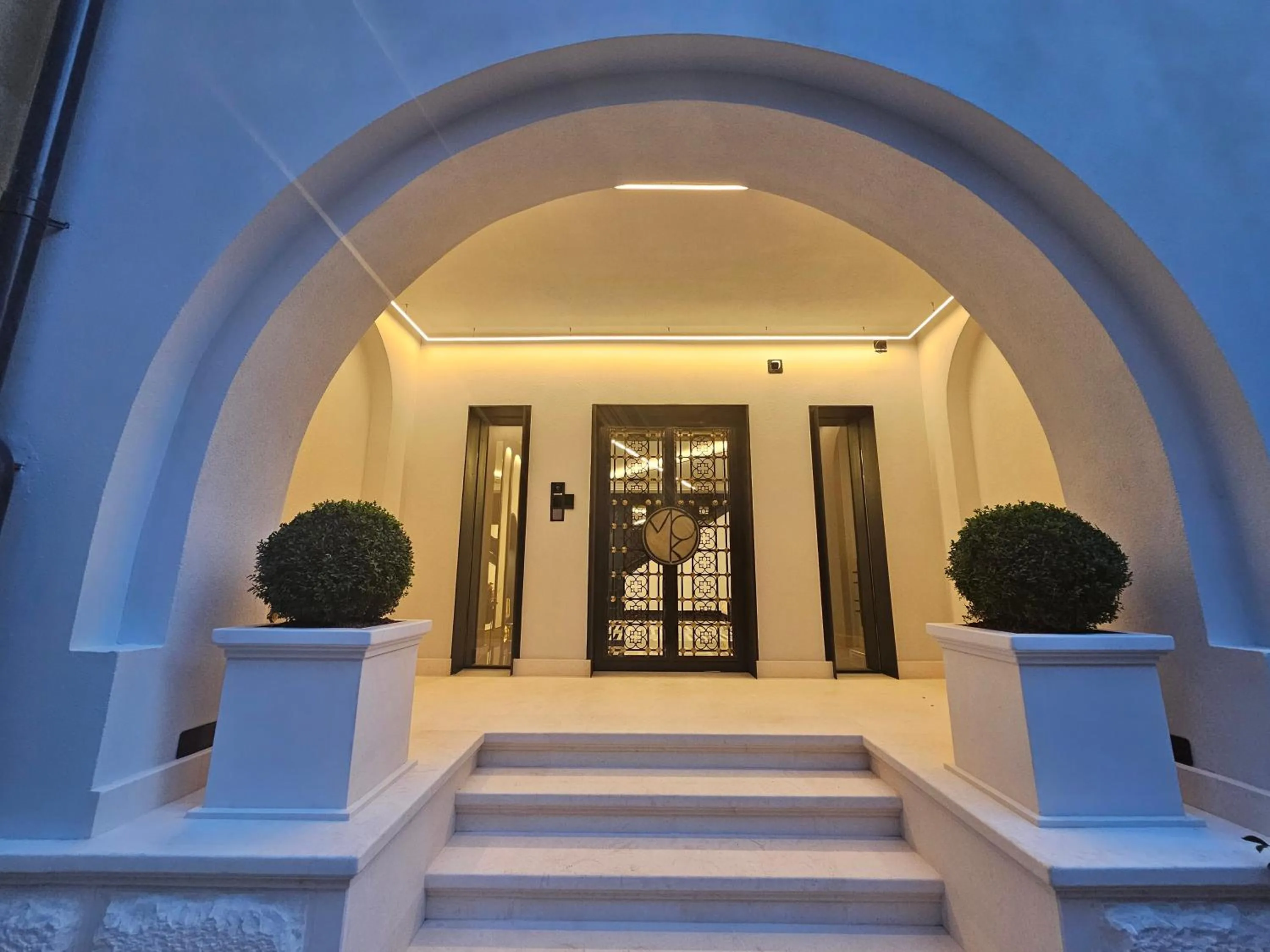 Facade/entrance in Rosetti One