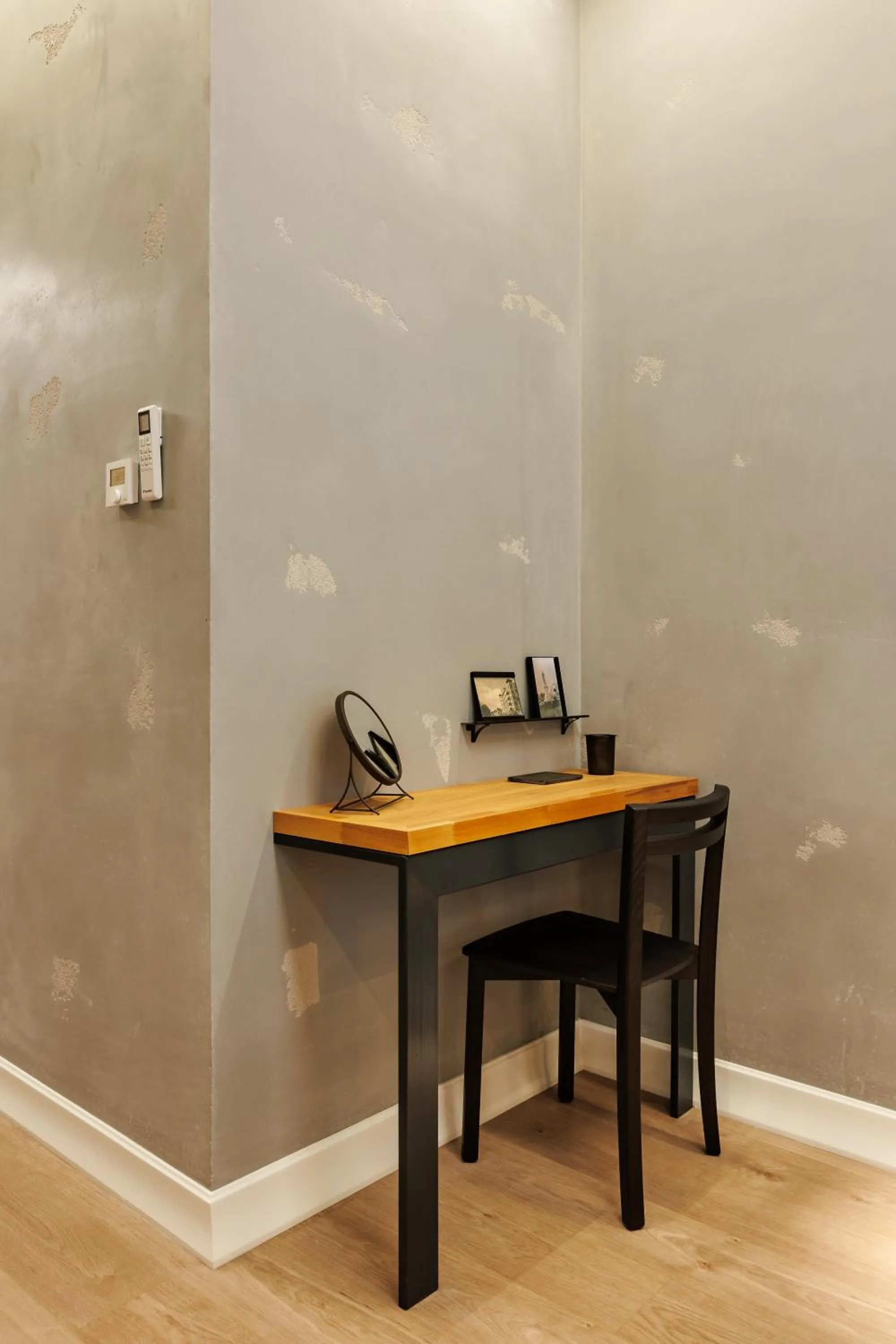 hair dresser in Rosetti One