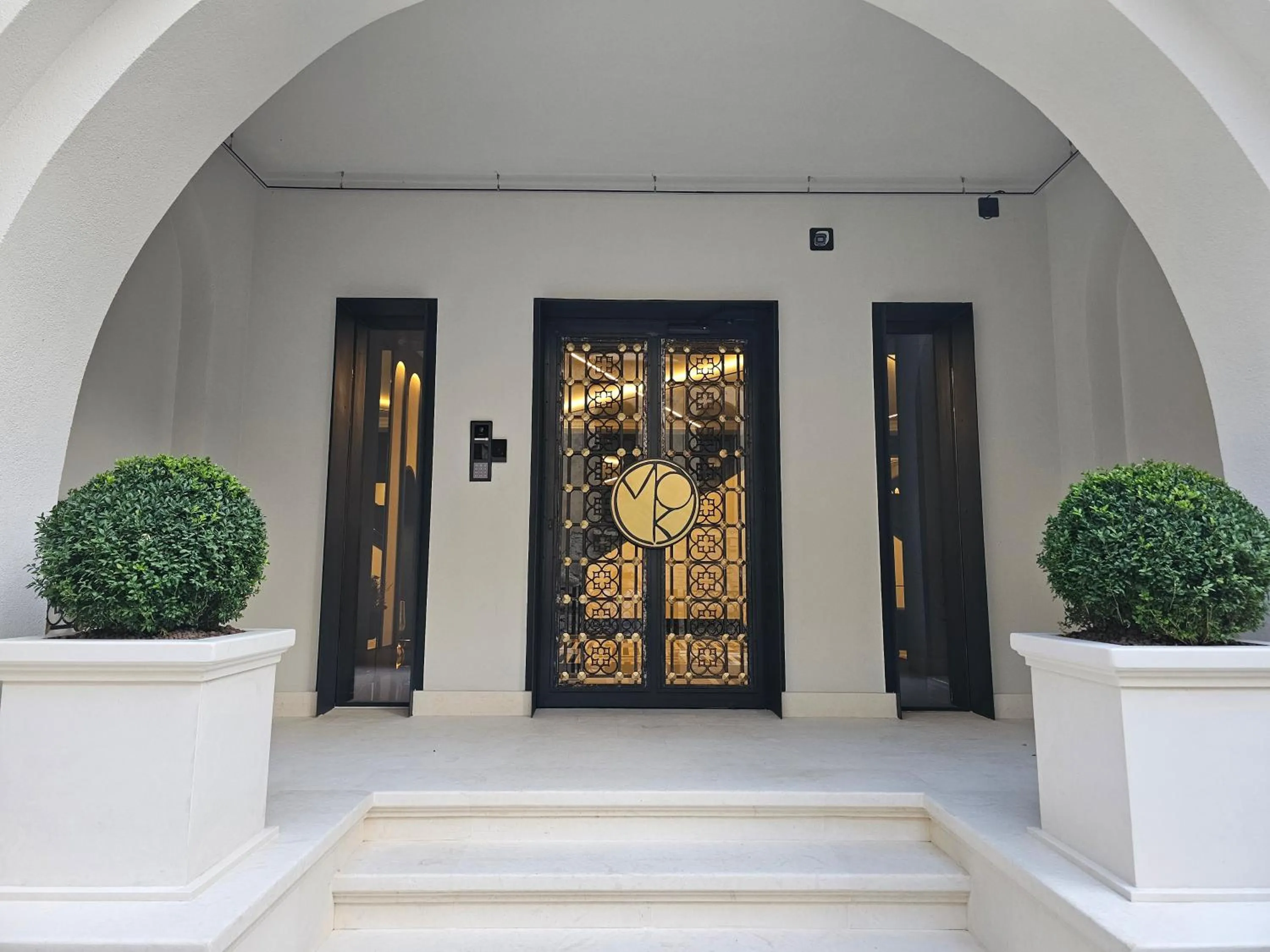 Facade/entrance in Rosetti One