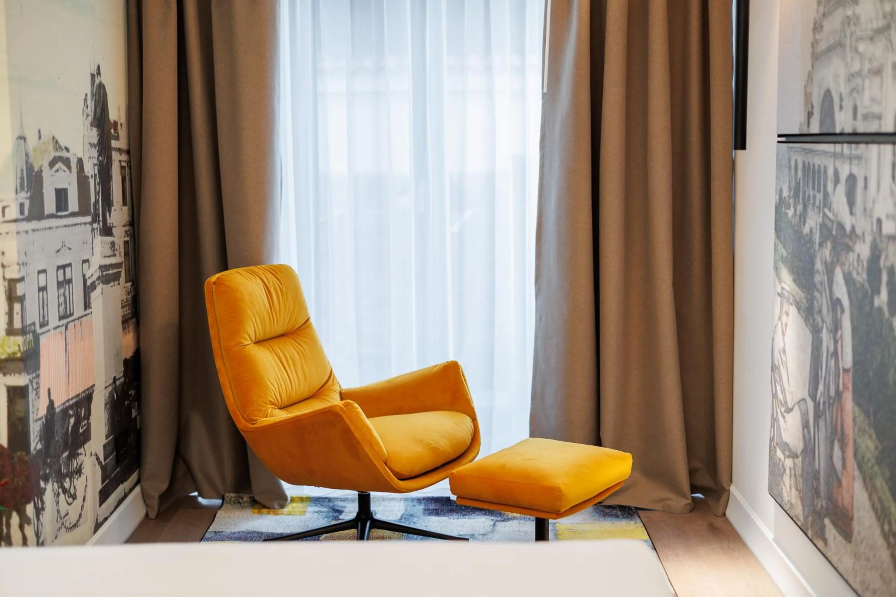 Seating area in Rosetti One