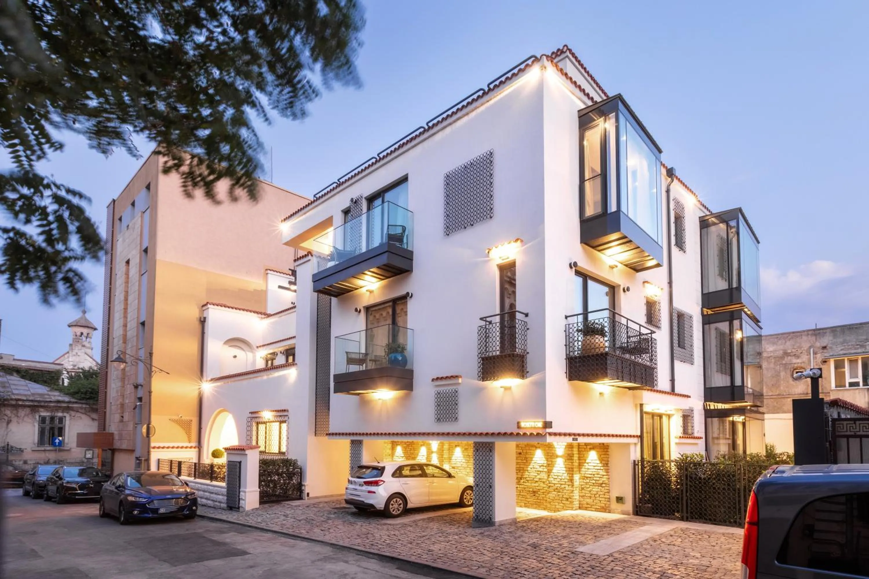 Property building in Rosetti One