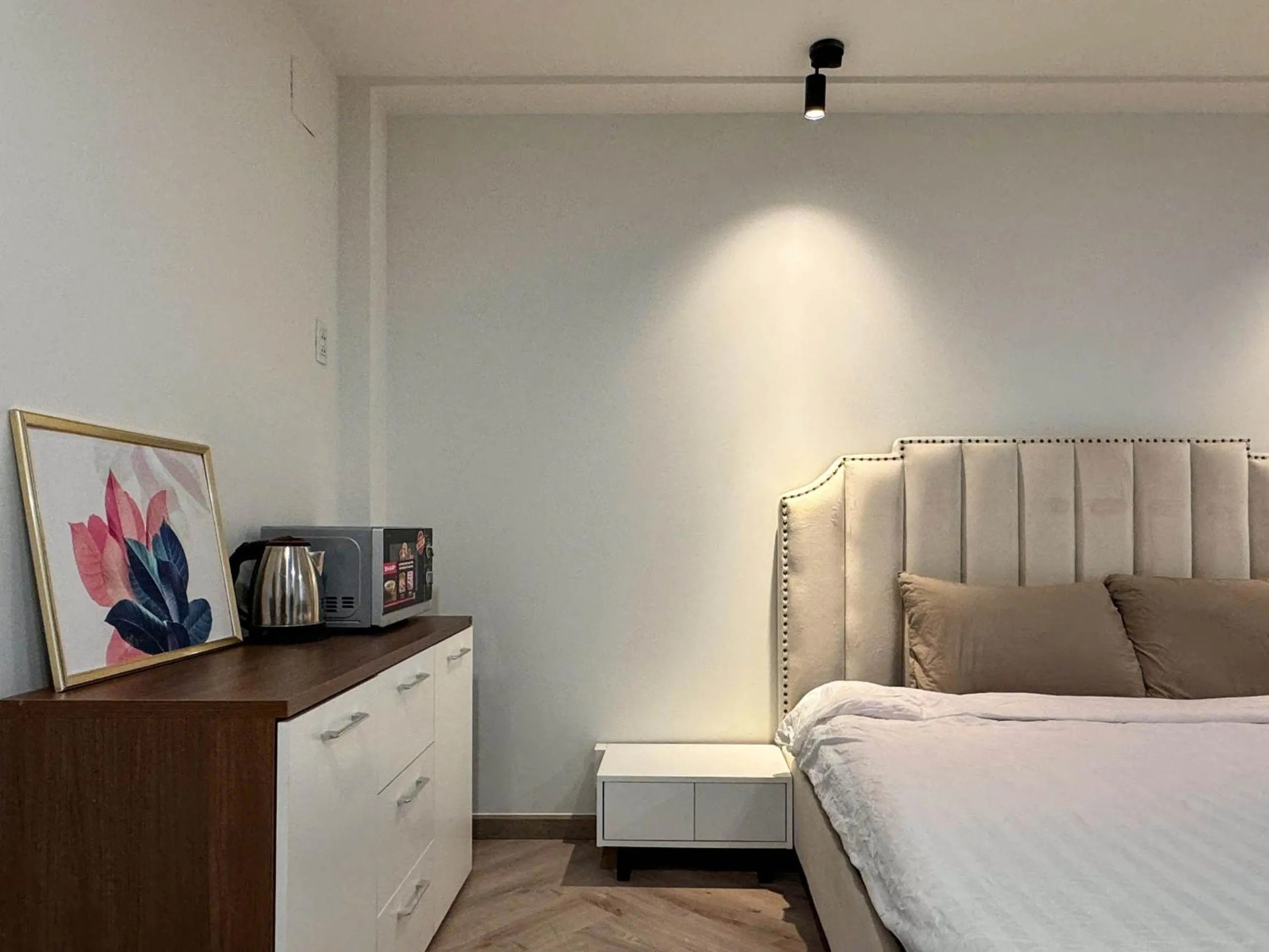 Bed in Zeus Living - Room in Villas An Phu