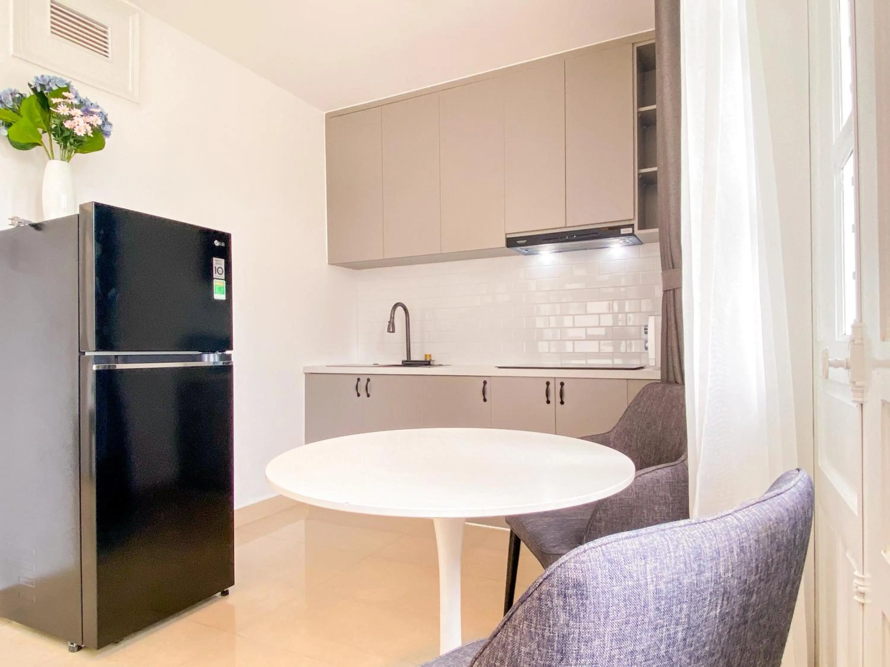 Kitchen or kitchenette in Zeus Living - Room in Villas An Phu