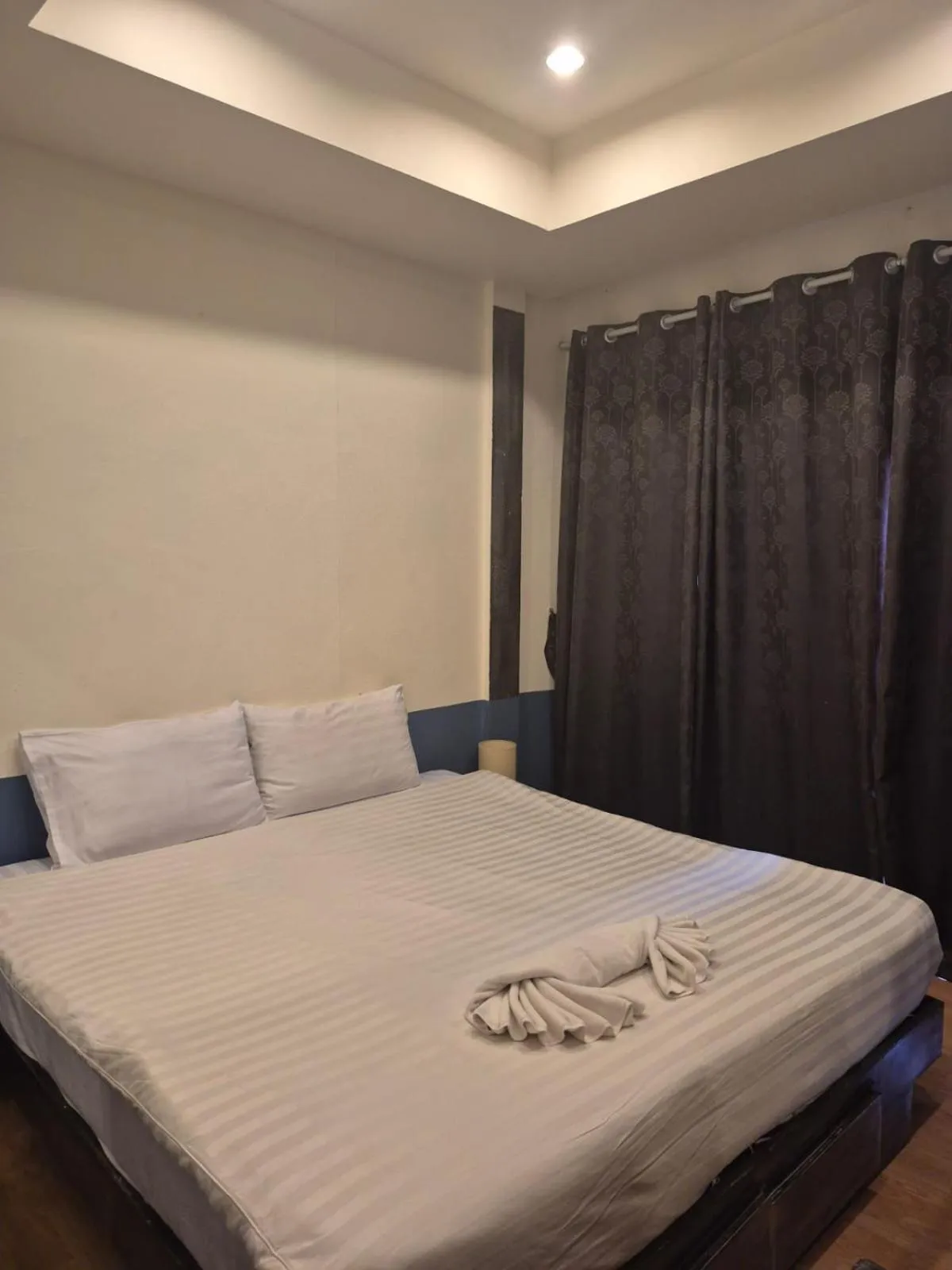 Bed in Beachwalk Patong