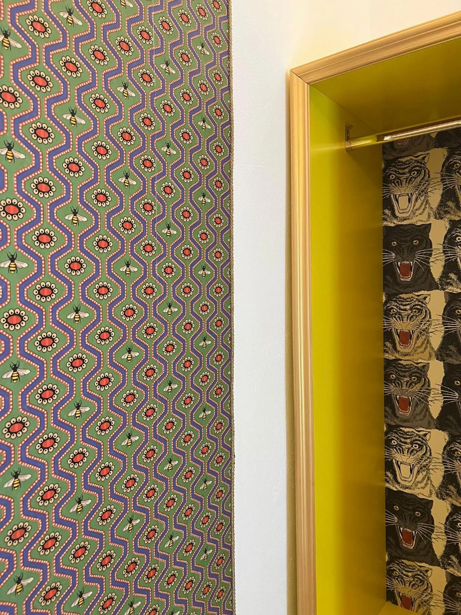 Decorative detail in Incentro Domus