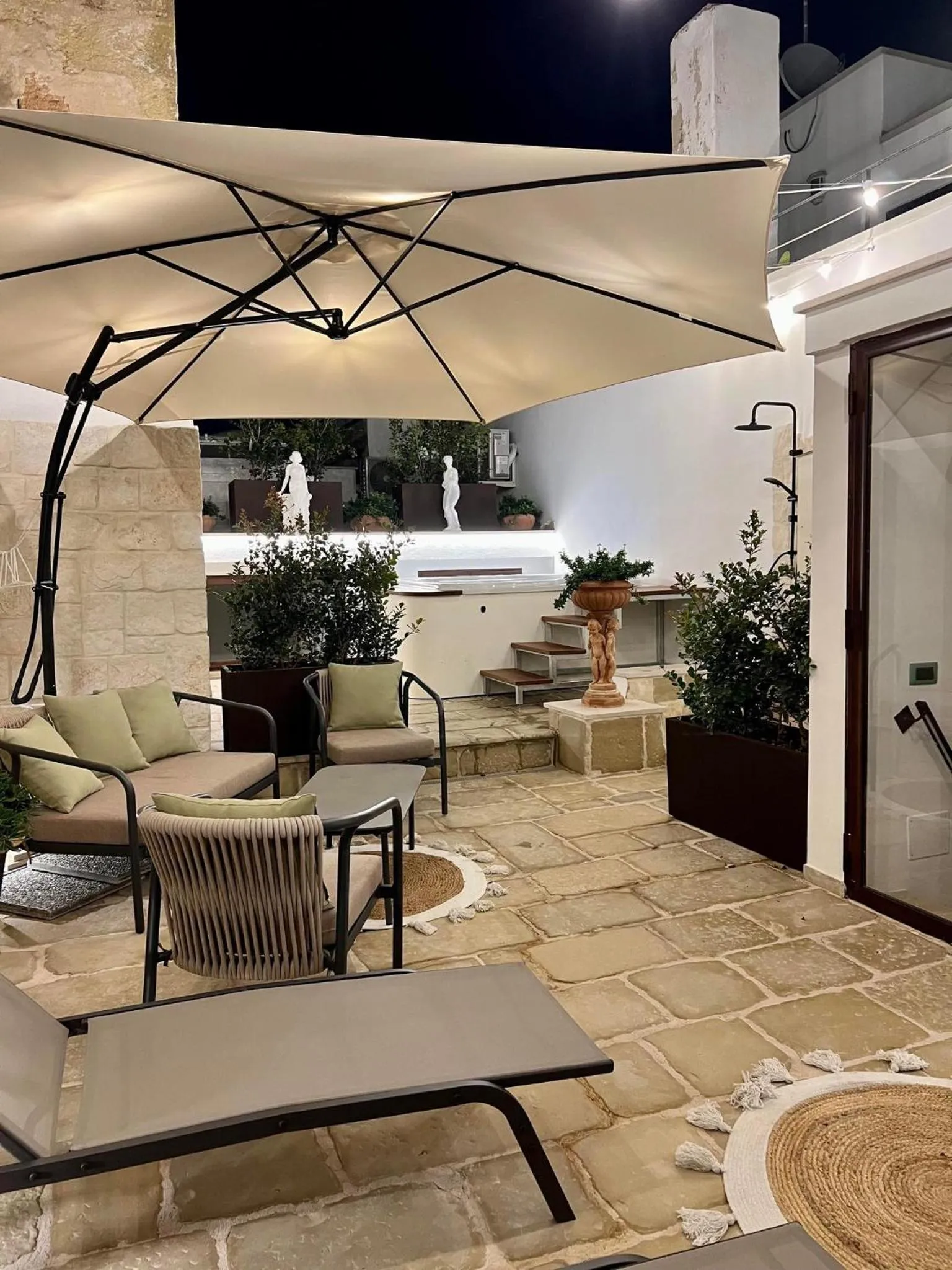 Patio in Incentro Domus