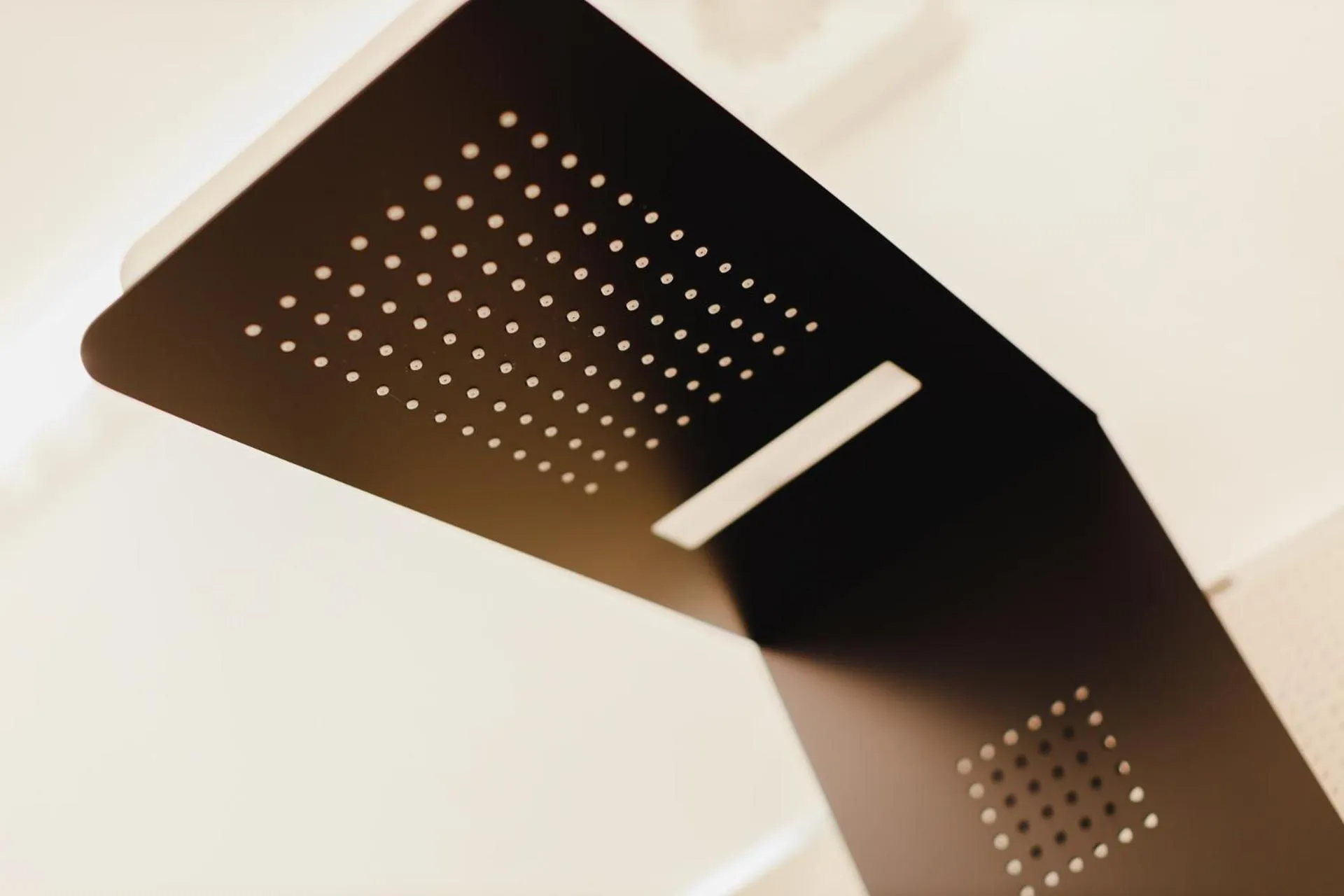 Shower in Incentro Domus