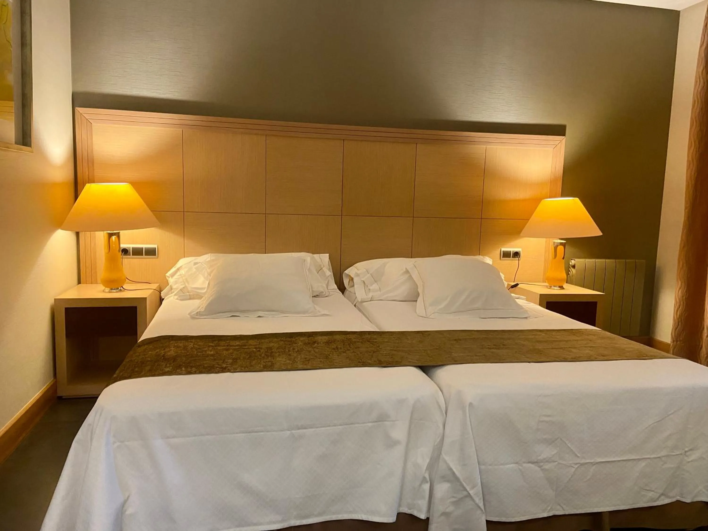 Bed in ArtPlatinum SUITES&APARTMENTS