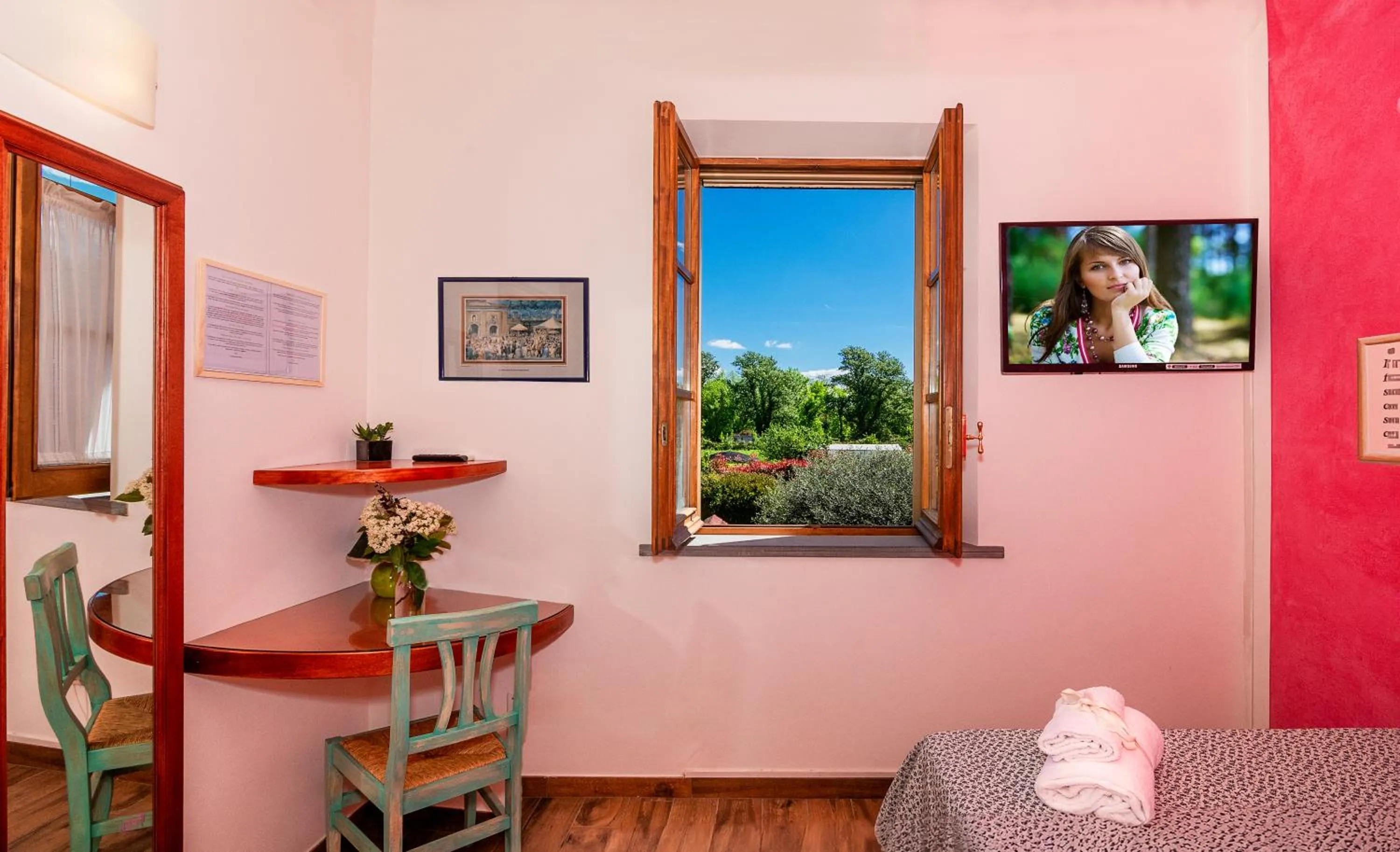 Bed in B&B Il Giardino dei Poeti and Apartaments