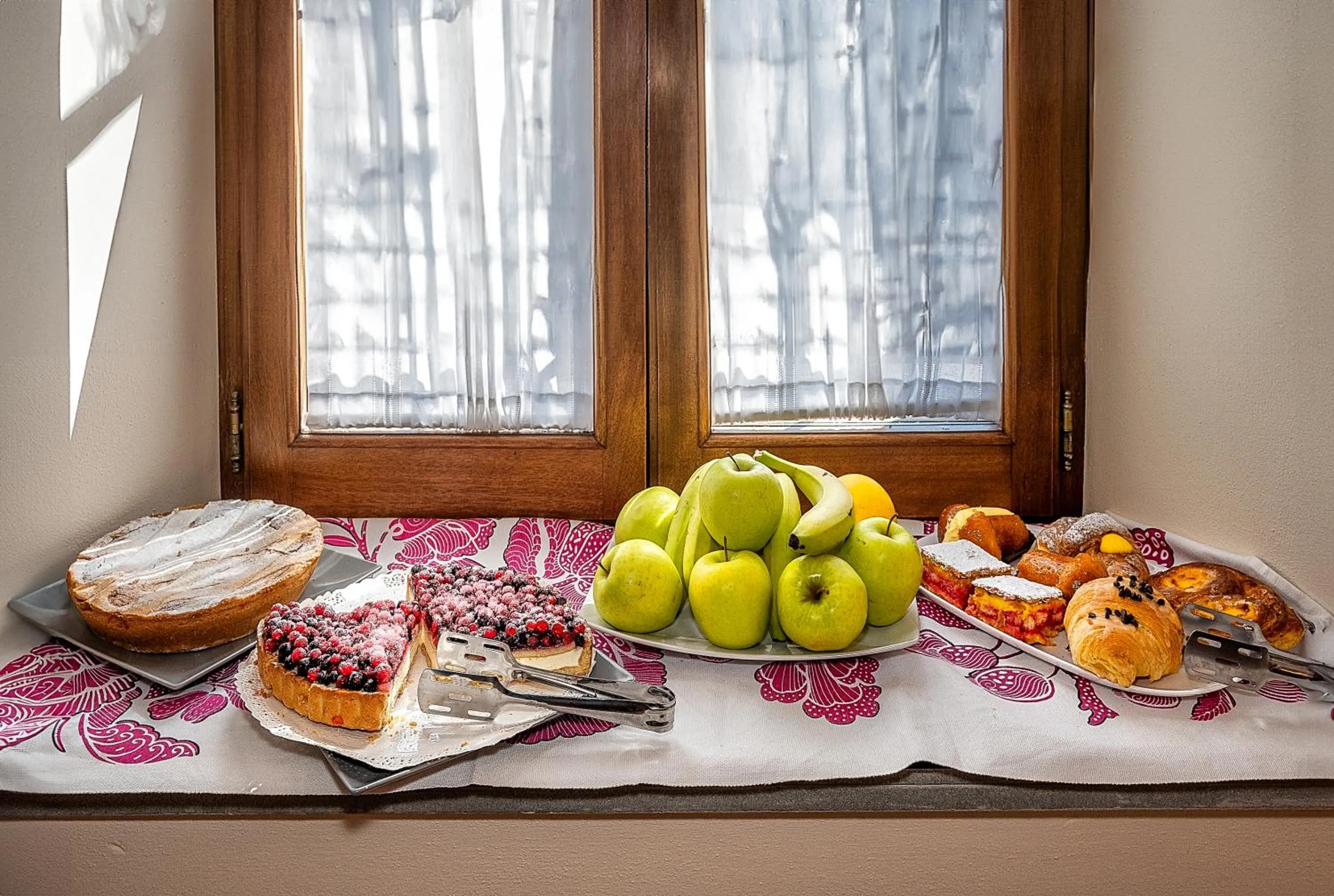 B&B Il Giardino dei Poeti and Apartaments