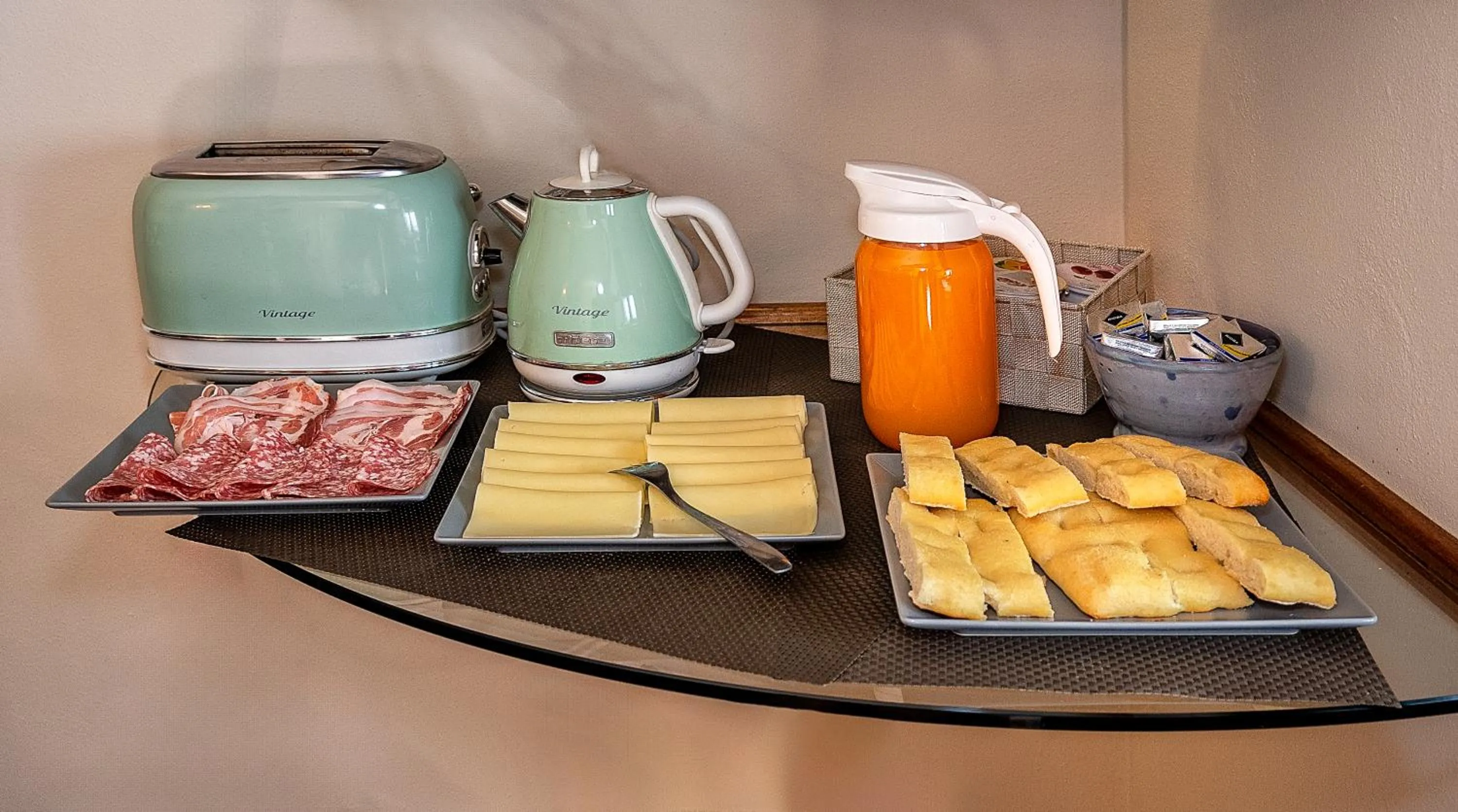 B&B Il Giardino dei Poeti and Apartaments