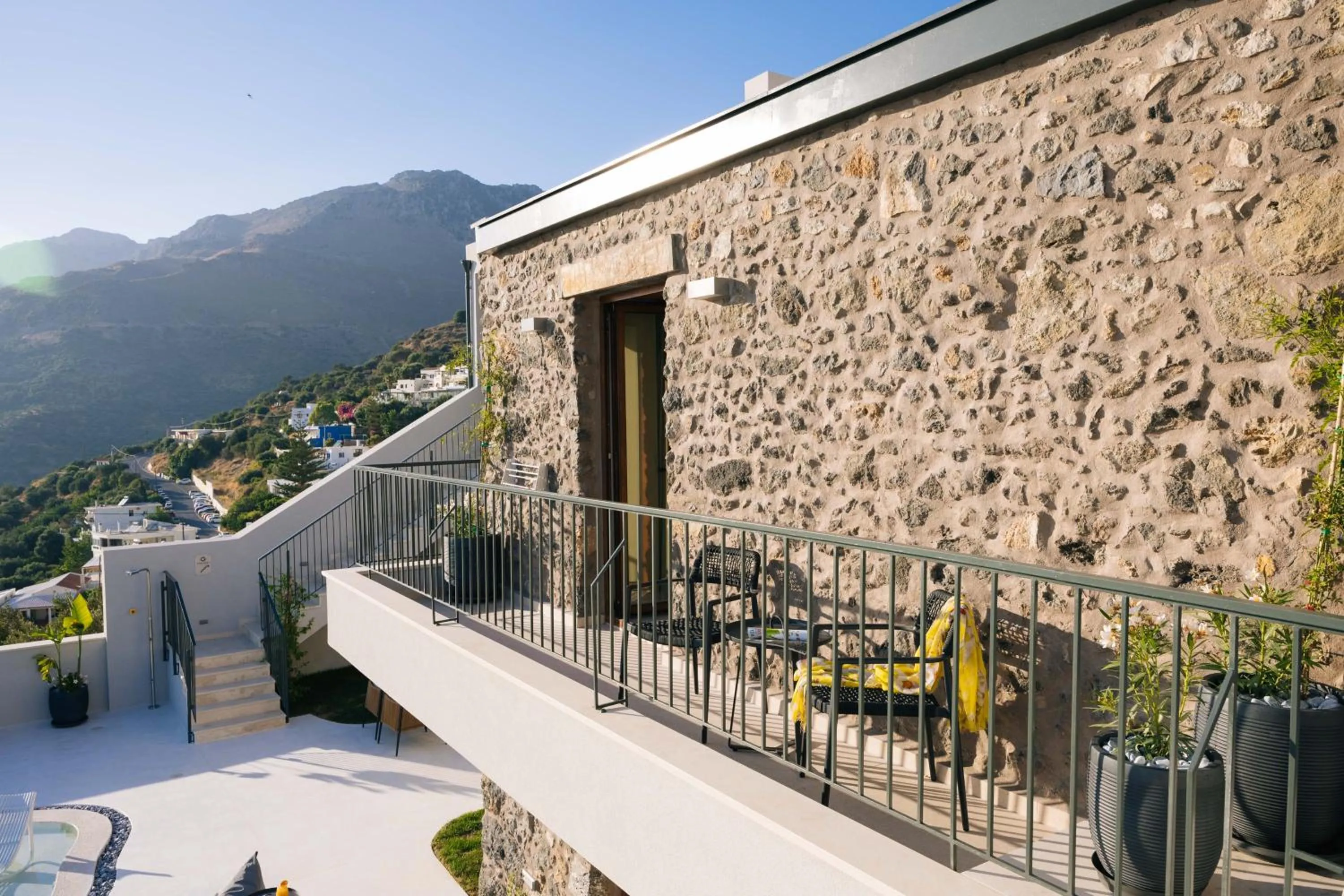Balcony/Terrace in Mirthea Suites