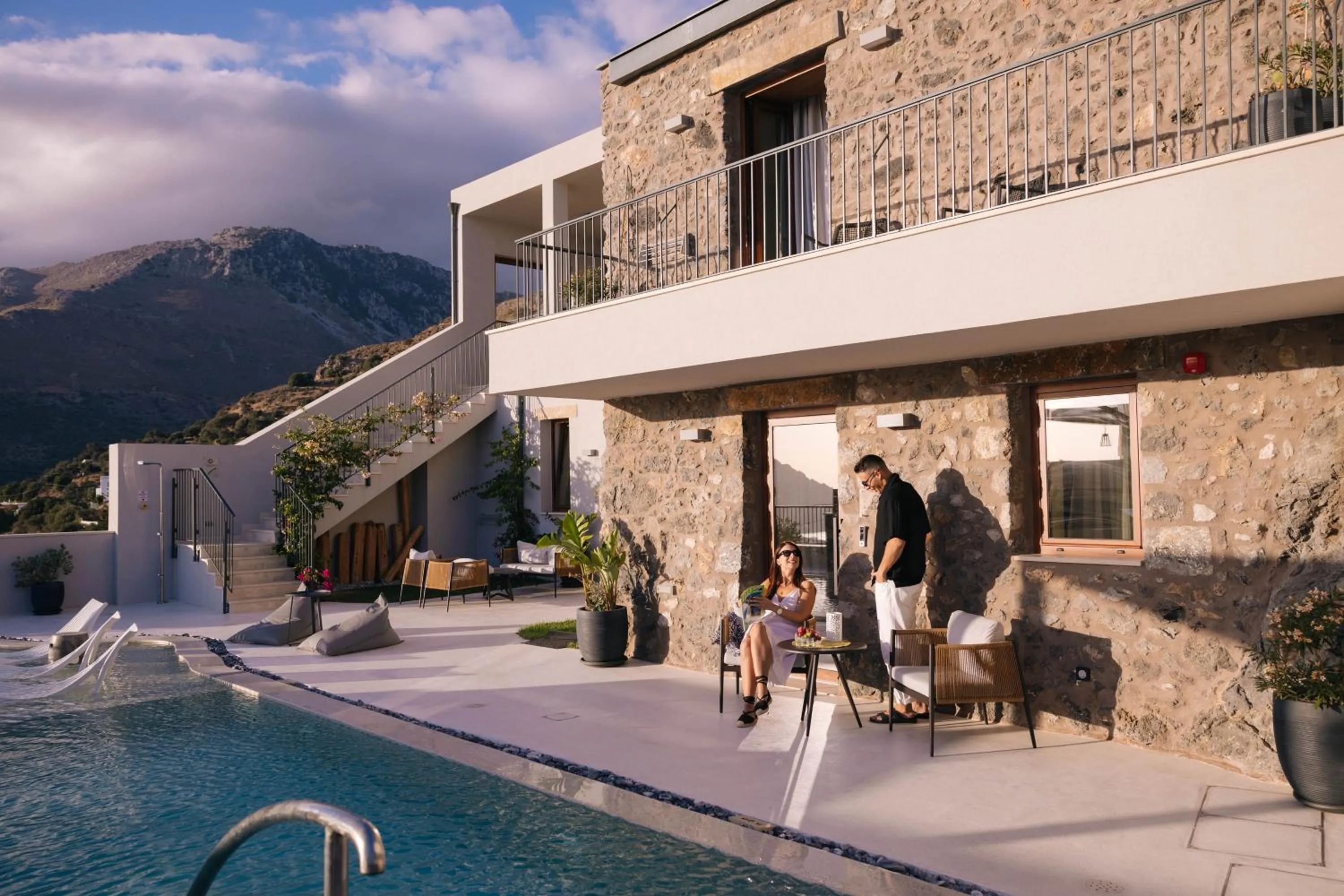 Swimming pool in Mirthea Suites