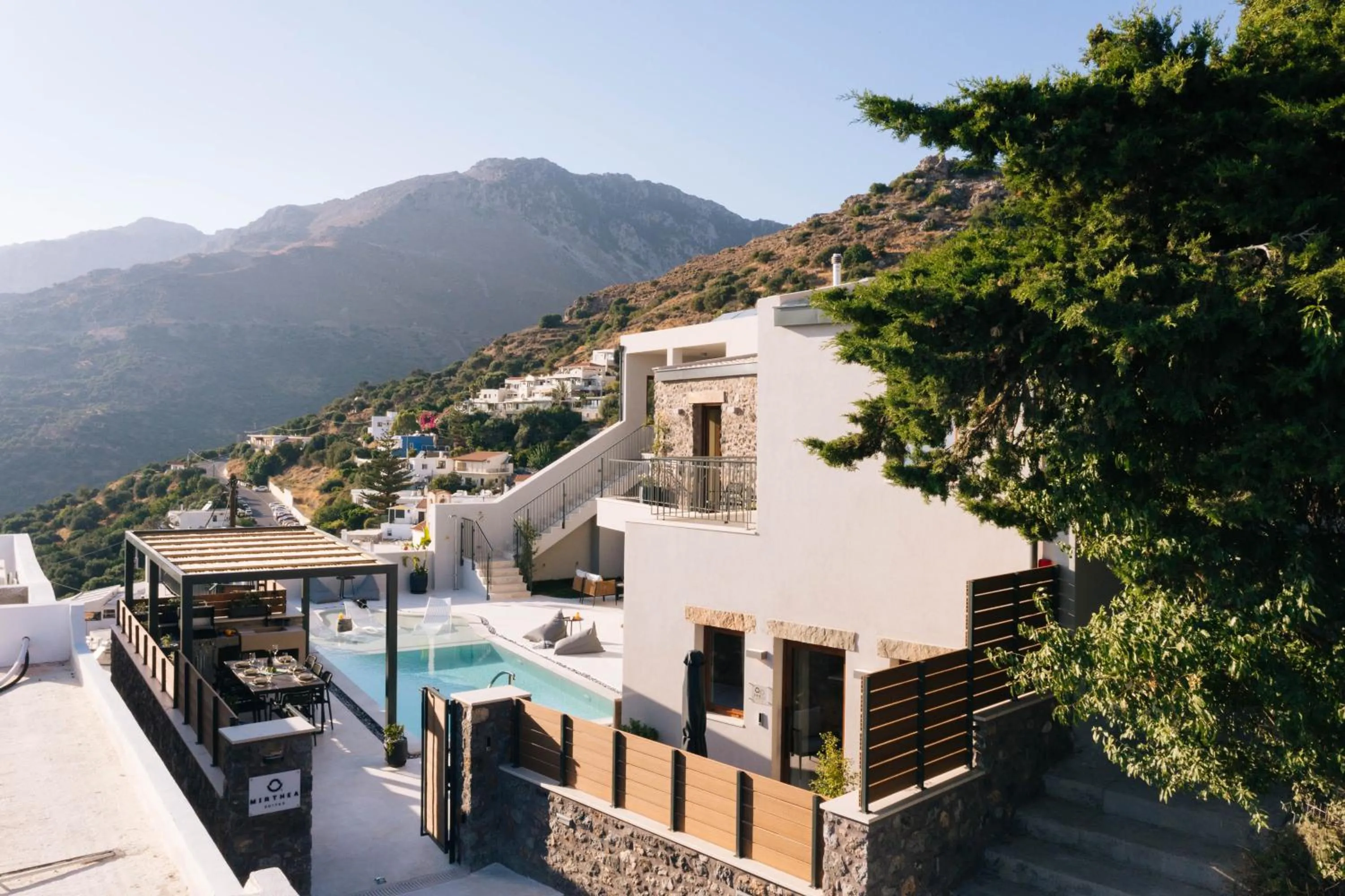 Property building in Mirthea Suites