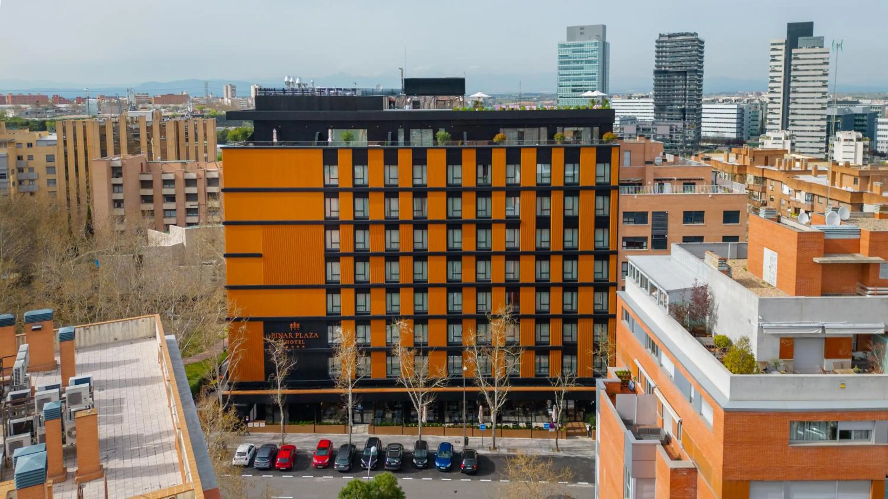 Property building in Hotel Pinar Plaza