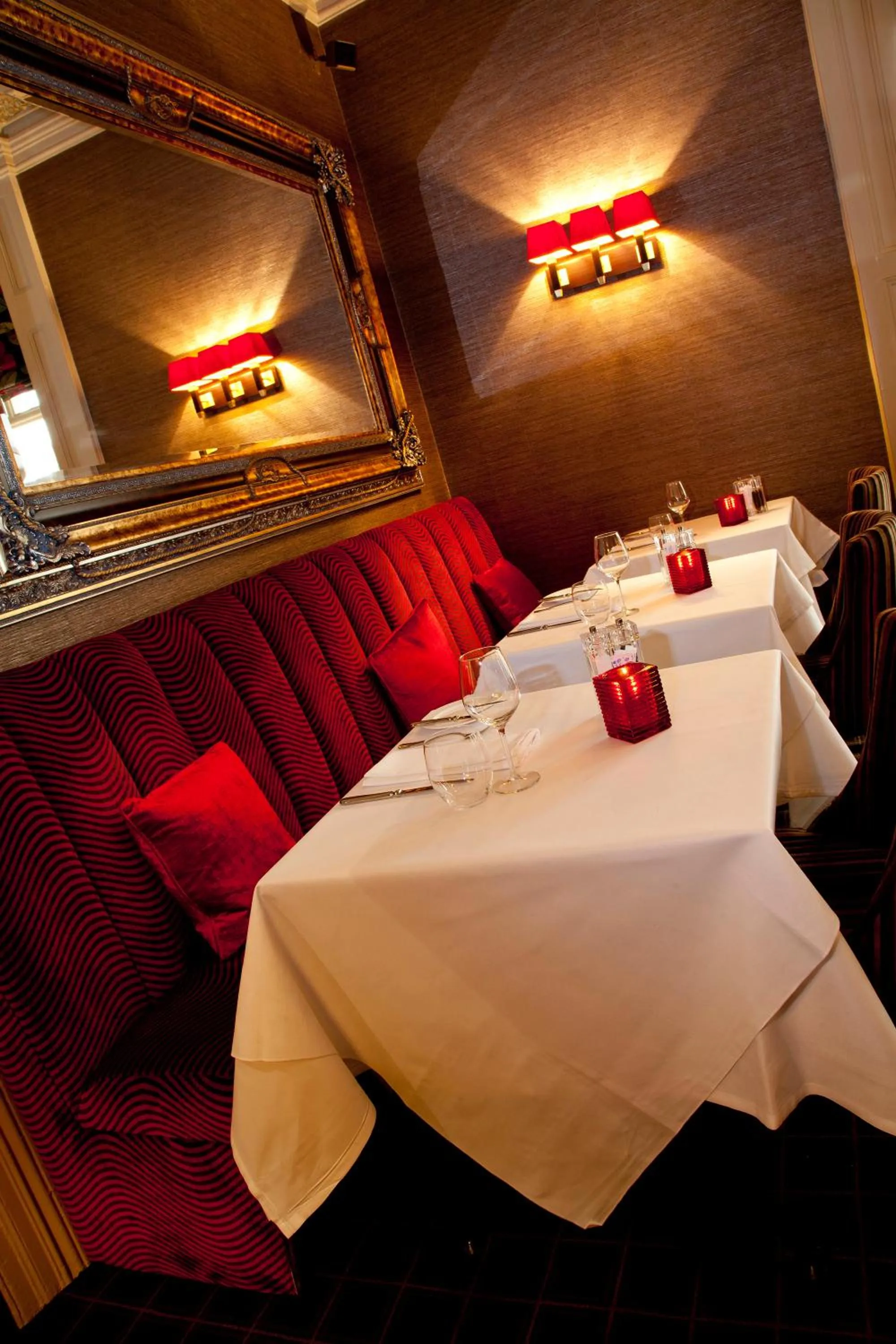 Restaurant/places to eat in Belmont Hotel Leicester