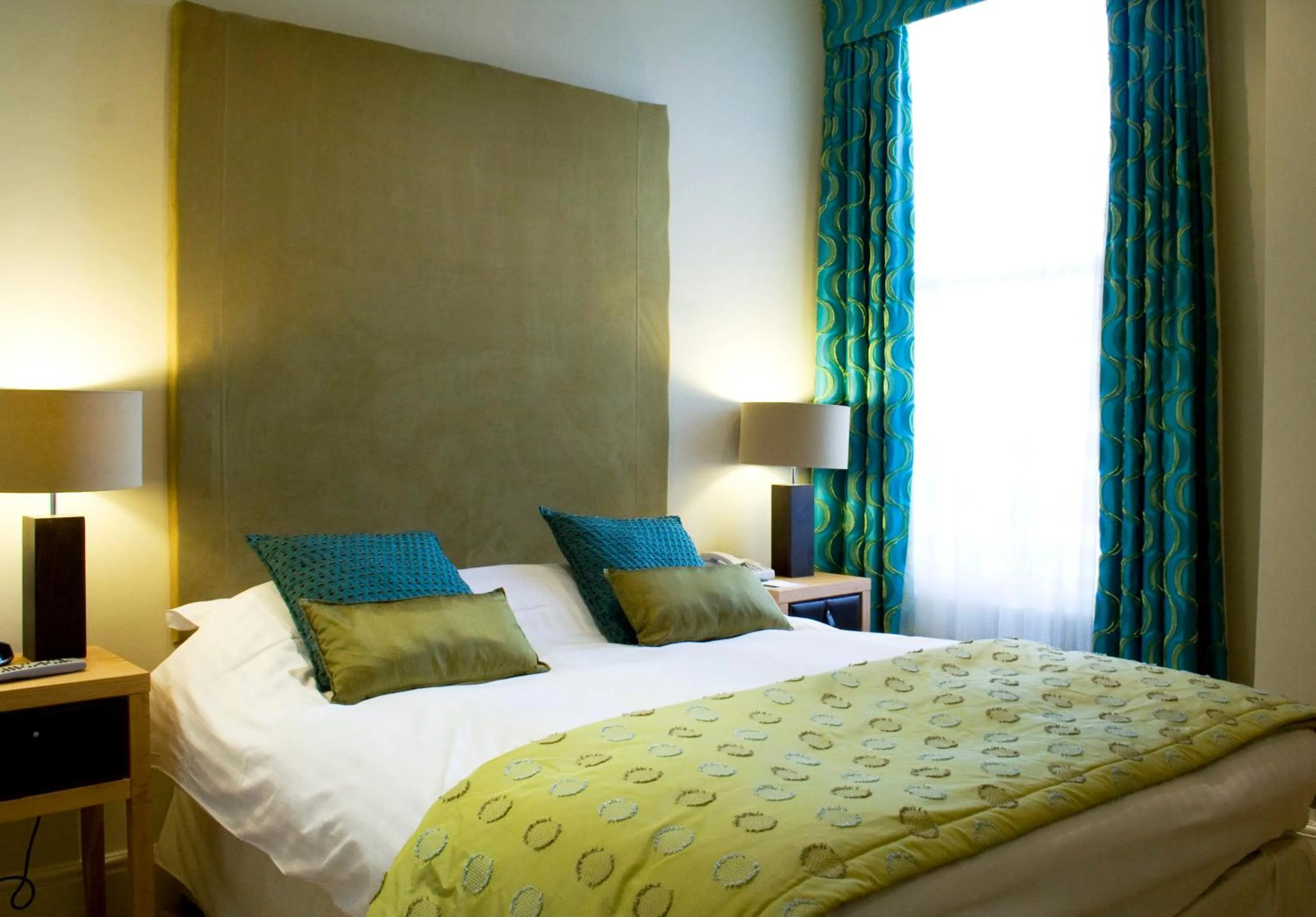 Bed in Belmont Hotel Leicester