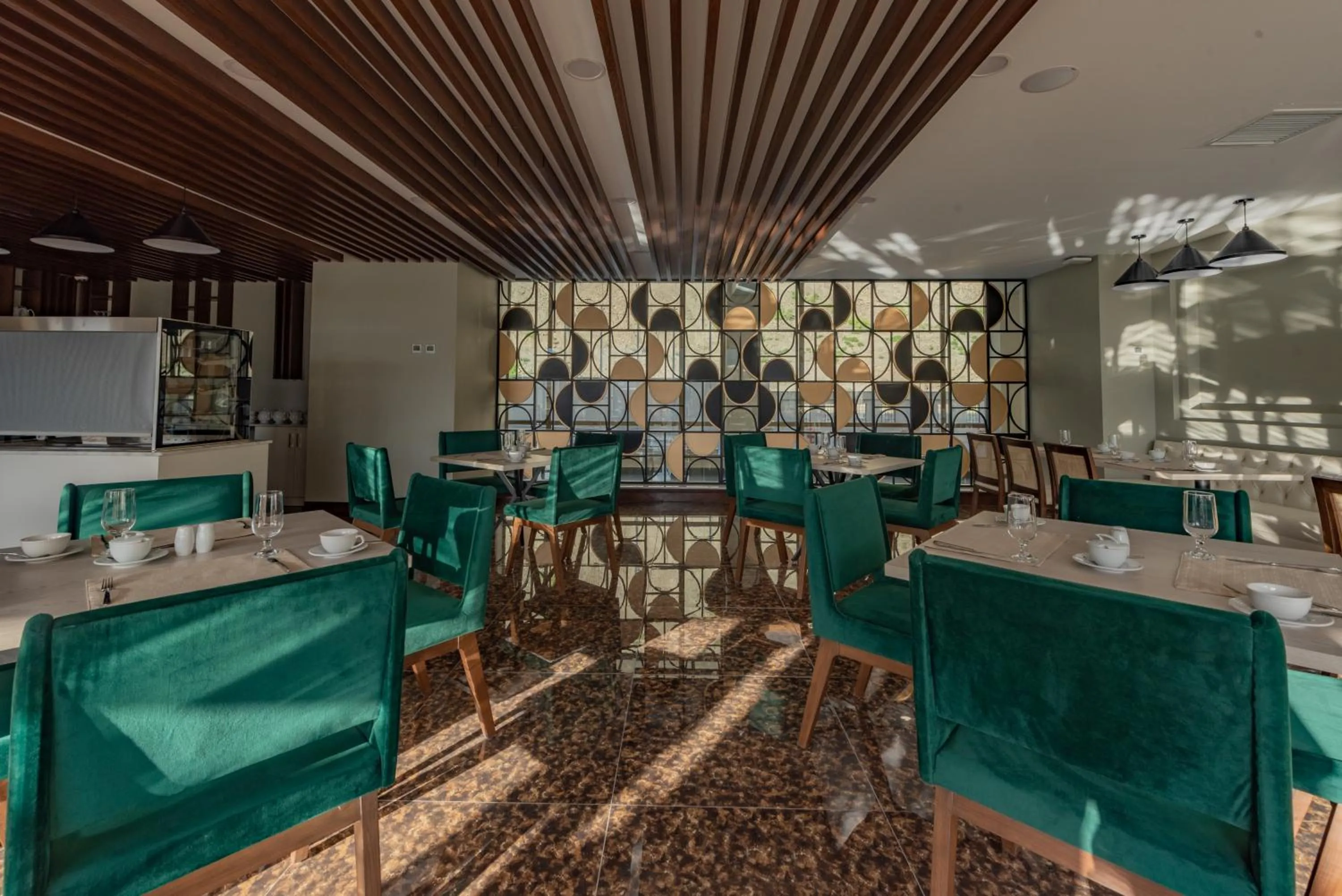 Restaurant/places to eat in PC Legacy Hunza